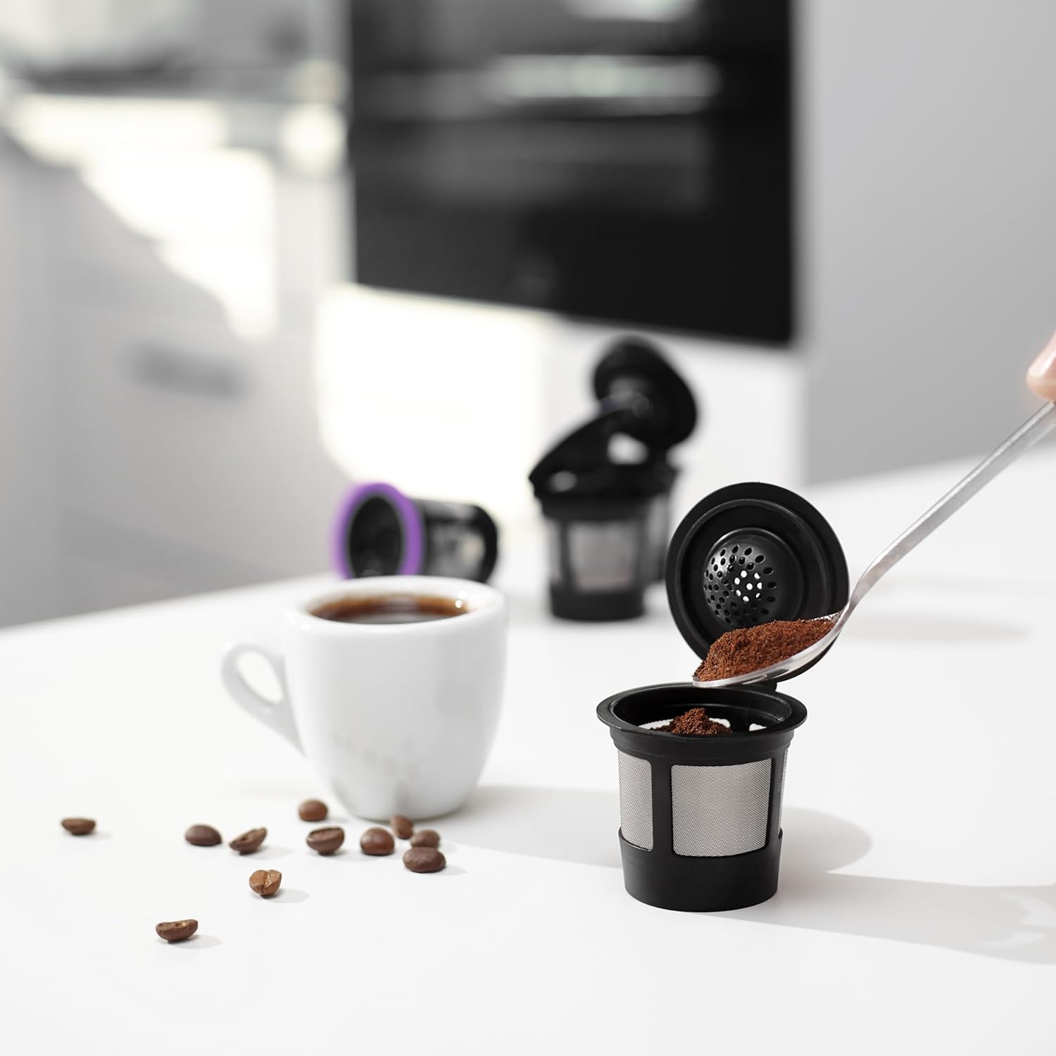 4 tazas K reutilizables negras para cafeteras Keurig, sin BPA, filtros de café Kcups recargables de ajuste universal para cafeteras Keurig 1.0 y 2.0
