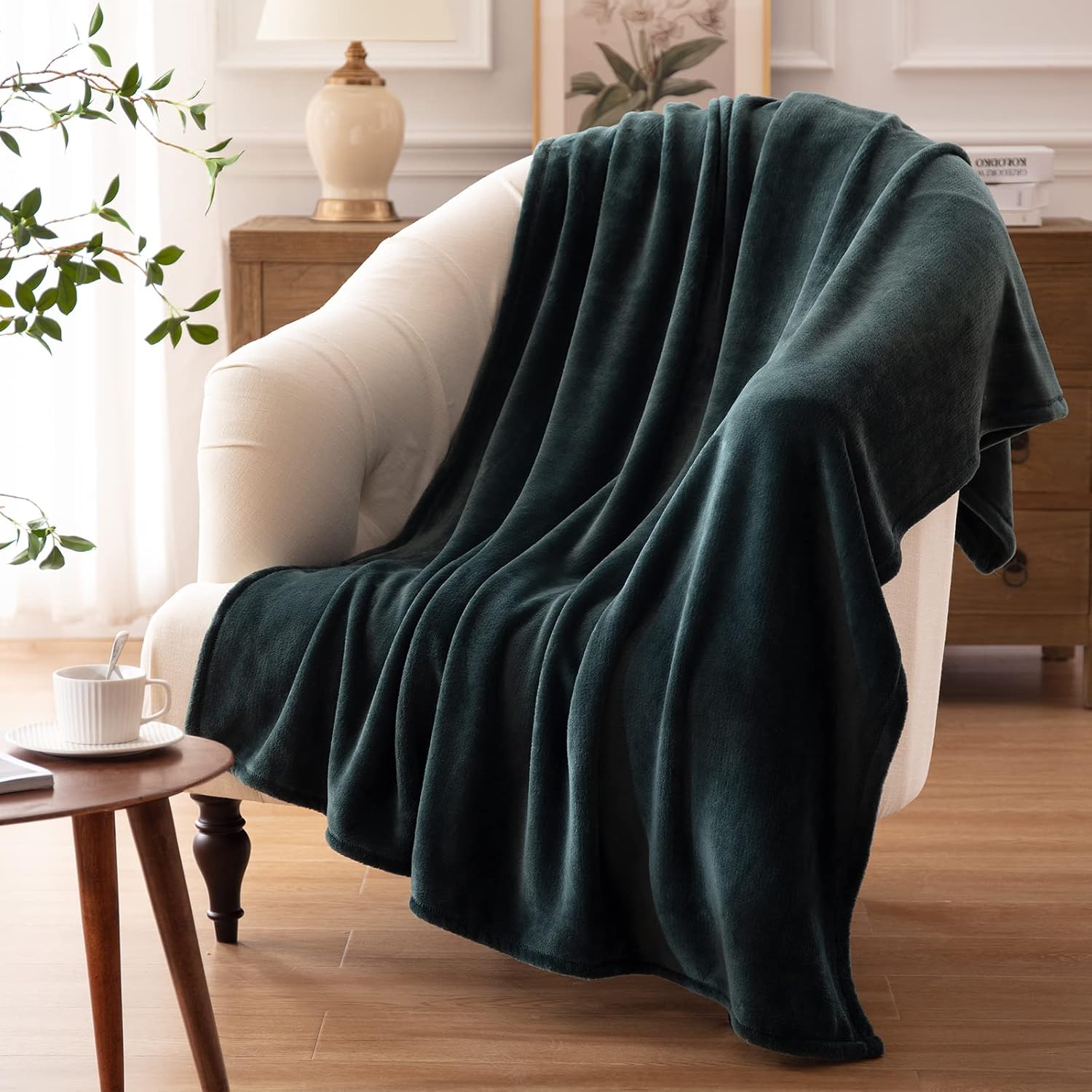 Bertte Manta de forro polar, ligera, súper suave, de microfibra, para sofá y cama, ultralujosa, cálida y acogedora para todas las estaciones, verde