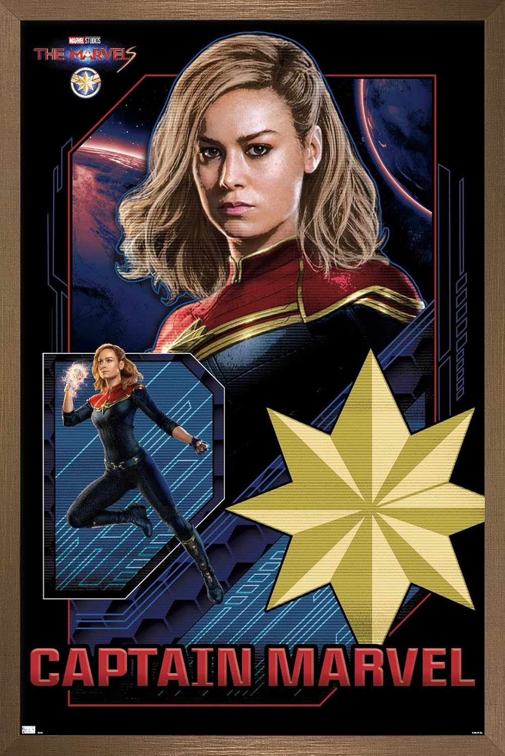 Trends International Marvel The Marvels – Póster de pared del Capitán Marvel, 22.37 x 34.00 pulgadas, versión enmarcada en bronce