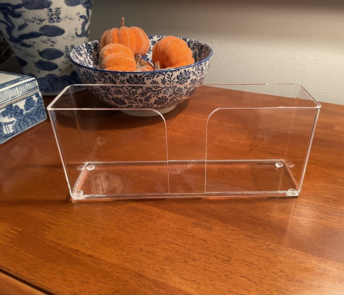 Servilletero acrílico, soporte para toallas de invitados, bandeja para servilletas de baño, dispensador de servilletas de plástico con almohadillas
