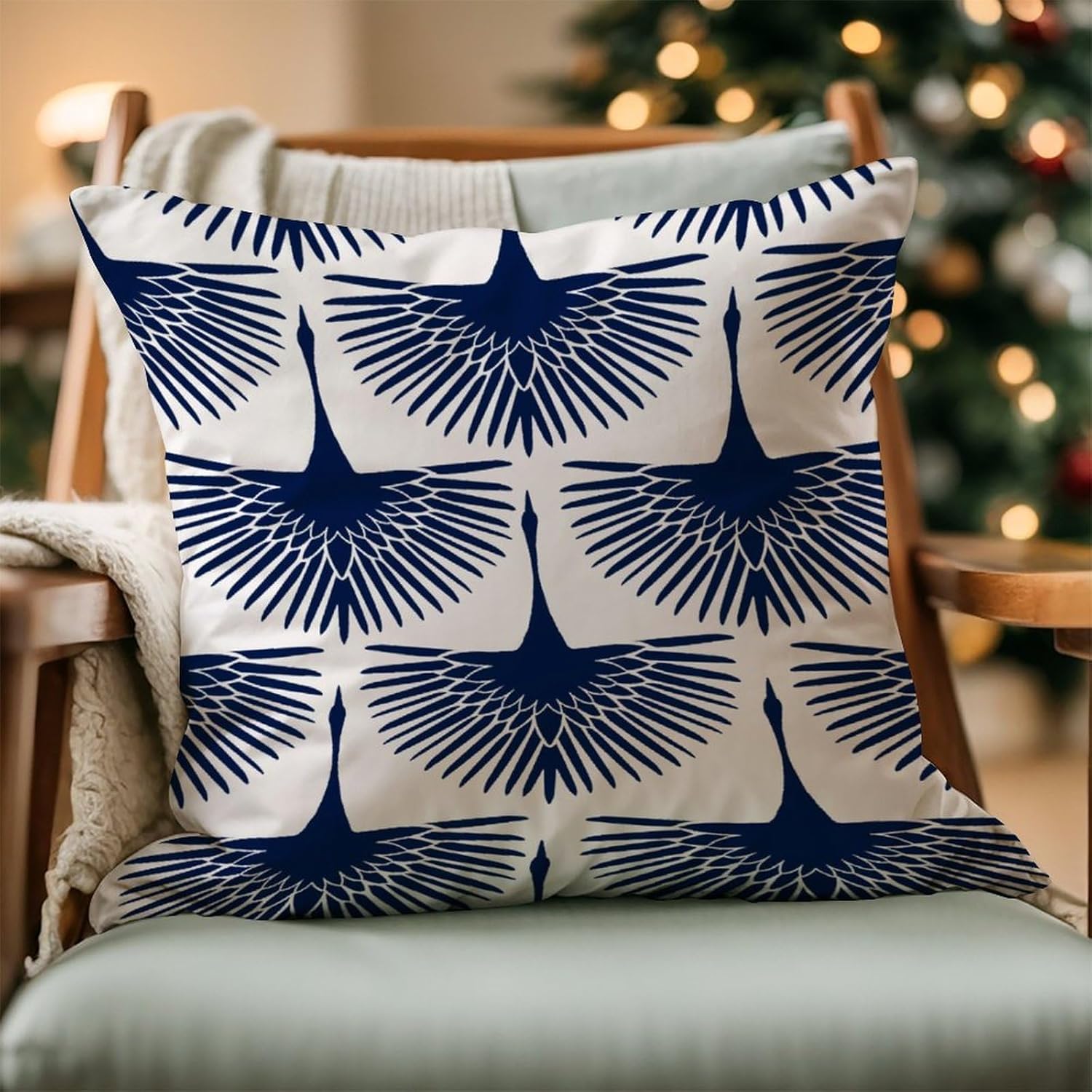 Fundas de cojín estilo asiático chinoiserie azul marino cisne decoración del hogar, fundas de almohada de lino de lino con pájaro elegante azul