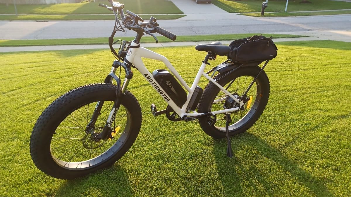 aostirmotor Bicicleta eléctrica de 750 W para adultos 48 V 13 AH Fat Tire Ebike con estante y guardabarros, bicicletas eléctricas de 26 x 4