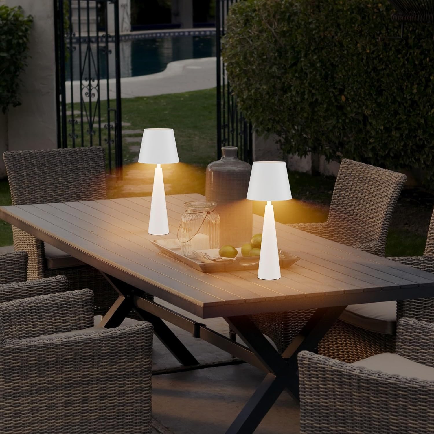 Moderna lámpara de mesa LED inalámbrica con sensor táctil, luz de mesa impermeable IP54 para exteriores, lámparas de mesa LED portátiles blancas,