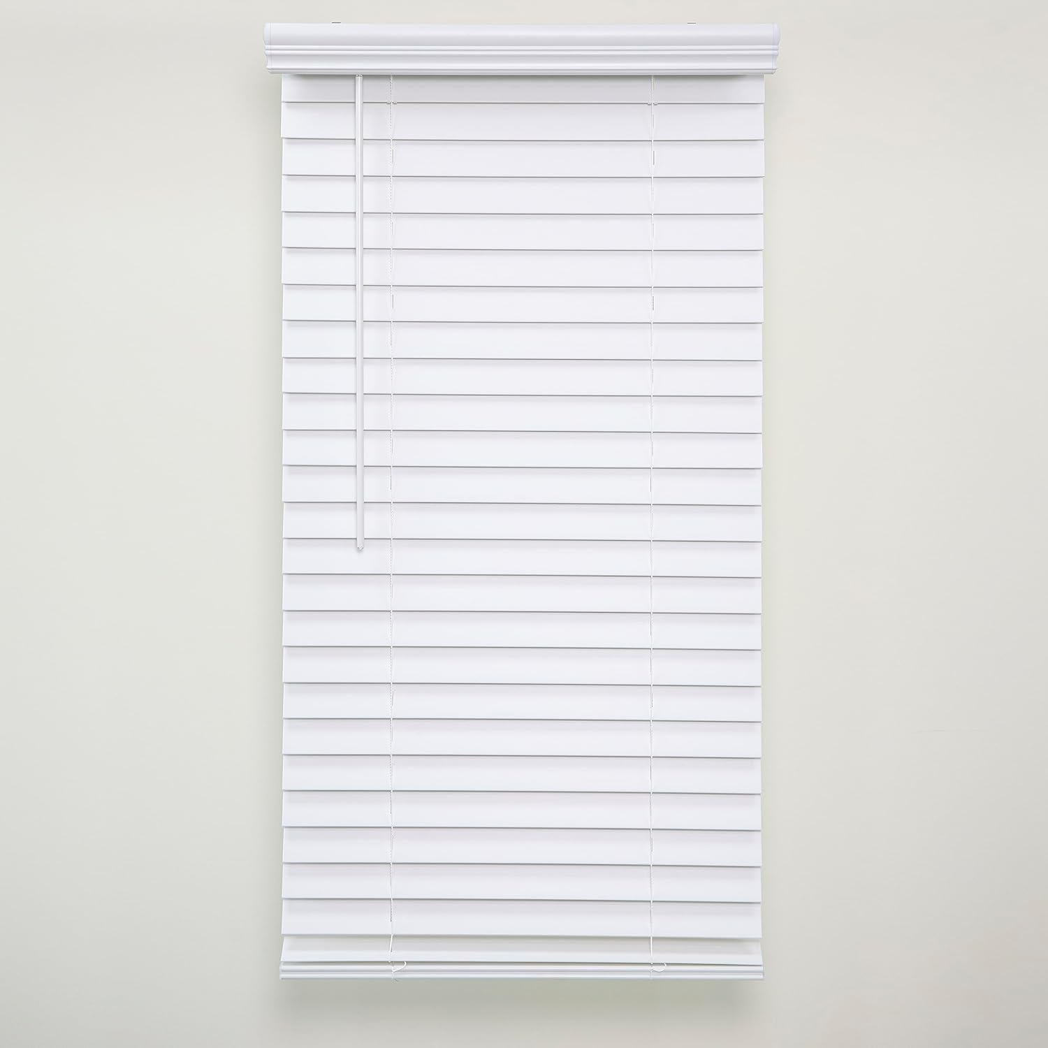 Eclipse Persianas de madera sintética, 70.5 pulgadas de ancho x 64 pulgadas de largo, color blanco, persianas inalámbricas, certificadas seguras