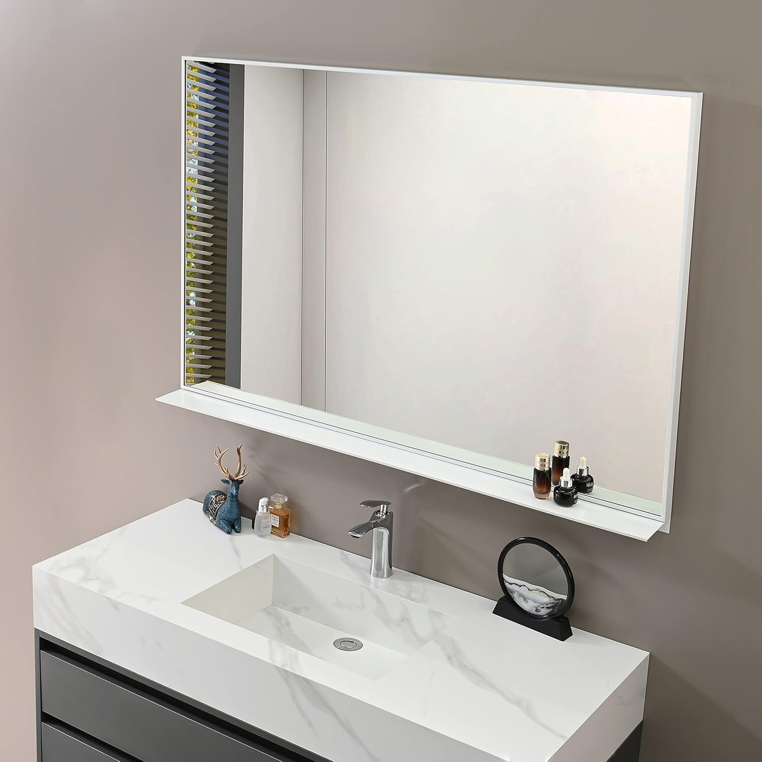 PetusHouse – Espejos rectangulares enmarcados de 48 x 32 pulgadas con estante extraíble, espejo de pared moderno para baño, dormitorio, sala de