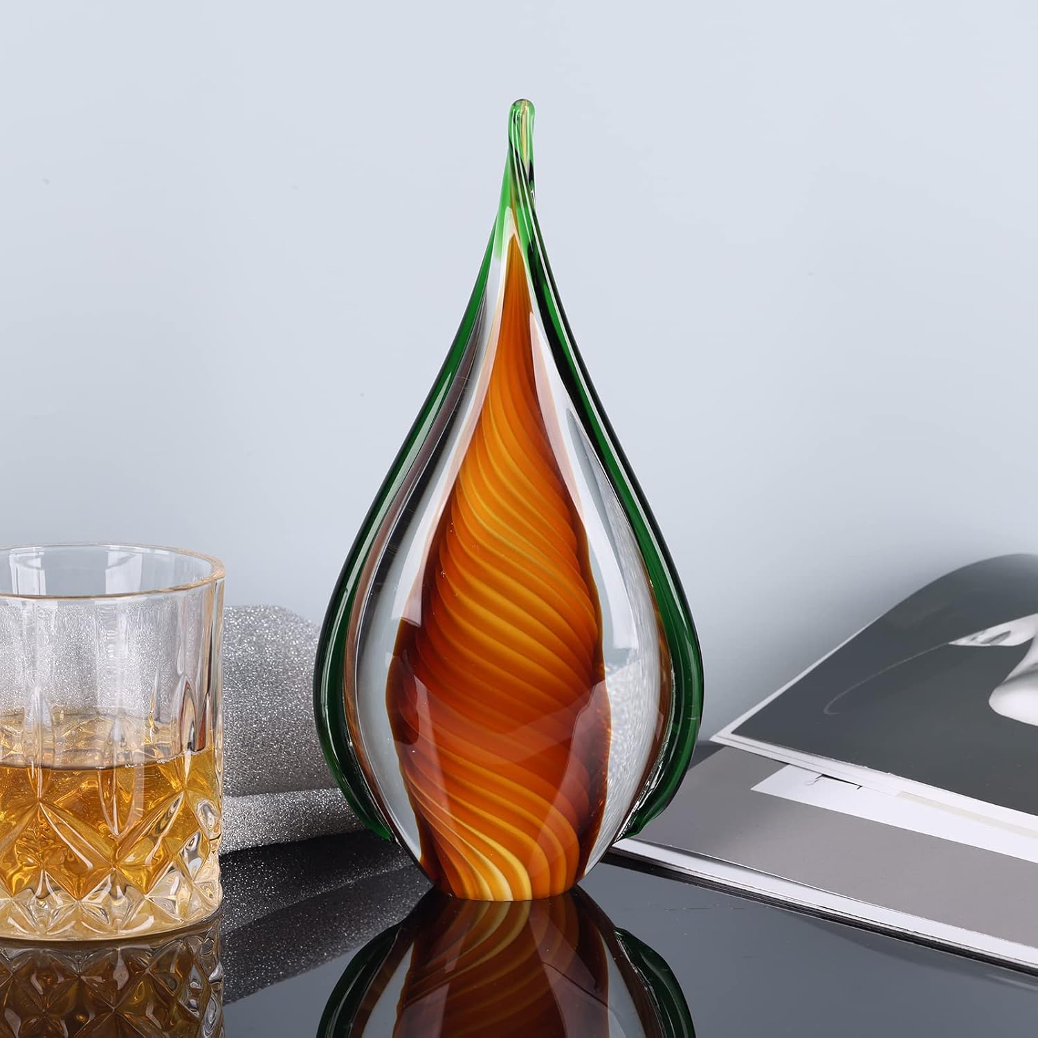 GAOSHENG Figura de vidrio soplado hecha a mano para Navidad, estatua de vidrio de arte ámbar, hermoso vidrio, estatua de lágrima de vidrio