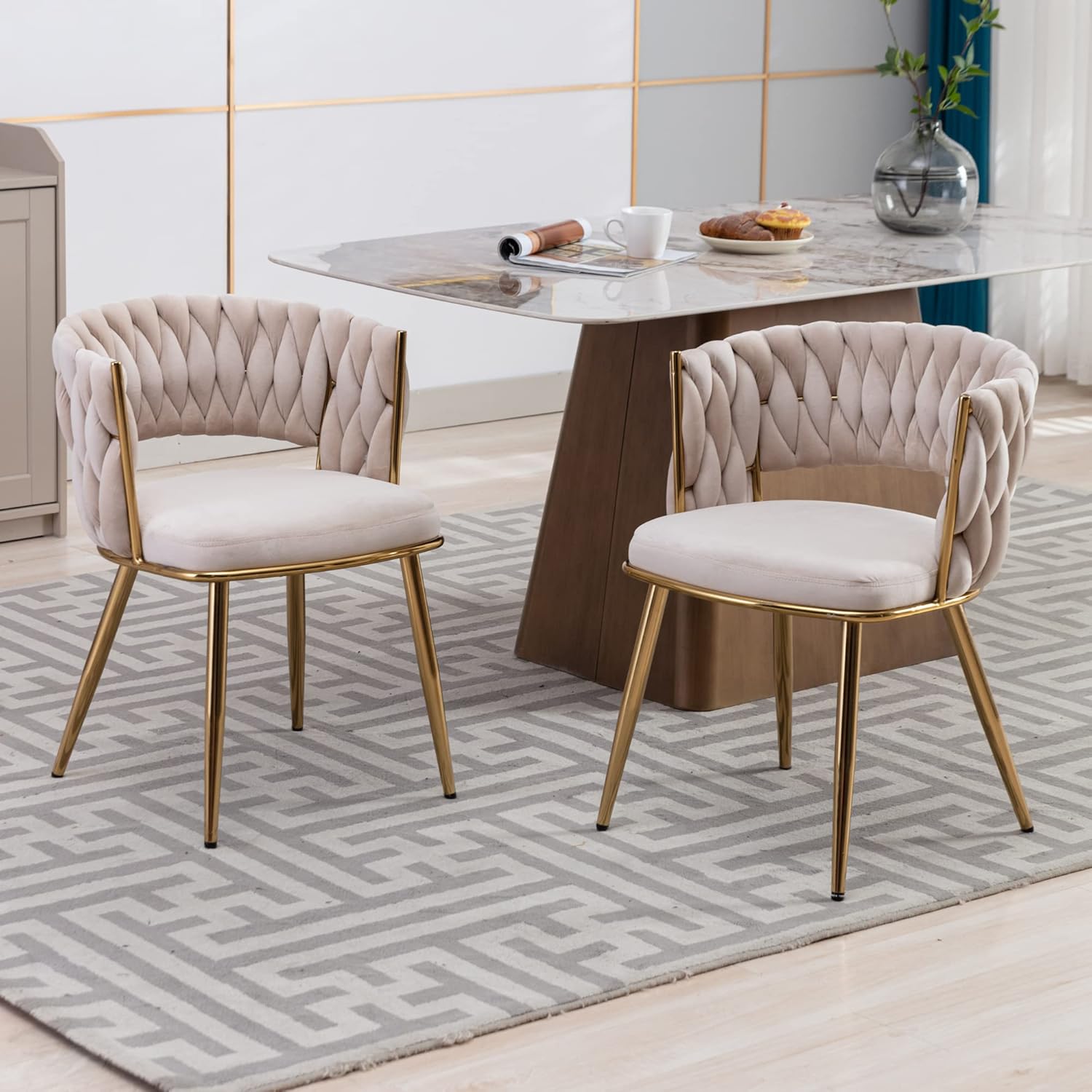 KCC Juego de 2 sillas de comedor modernas de terciopelo, sillas tapizadas para sala de estar con respaldo tejido y patas de metal dorado, silla