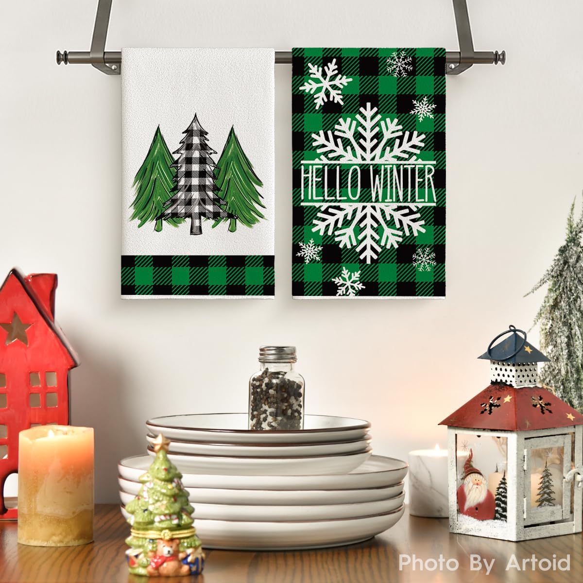 Artoid Mode Juego de 4 toallas de cocina de Navidad con diseño de copos de nieve de búfalo verde, 18 x 26 pulgadas, decoración diaria de invierno