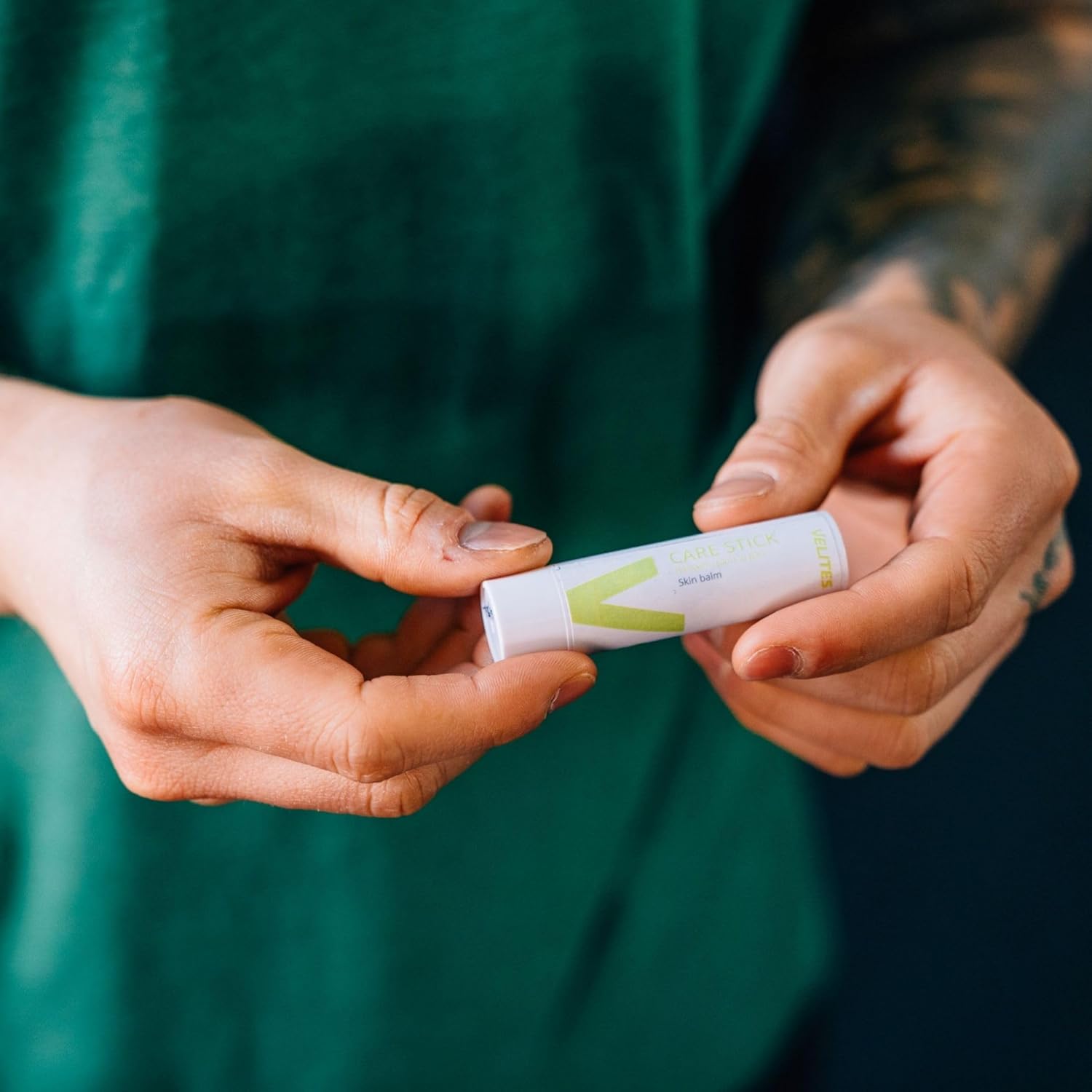 Bálsamo reparador de manos y piel para atletas Crossfit, piel tatuada y escaladores  Care Stick Balm
