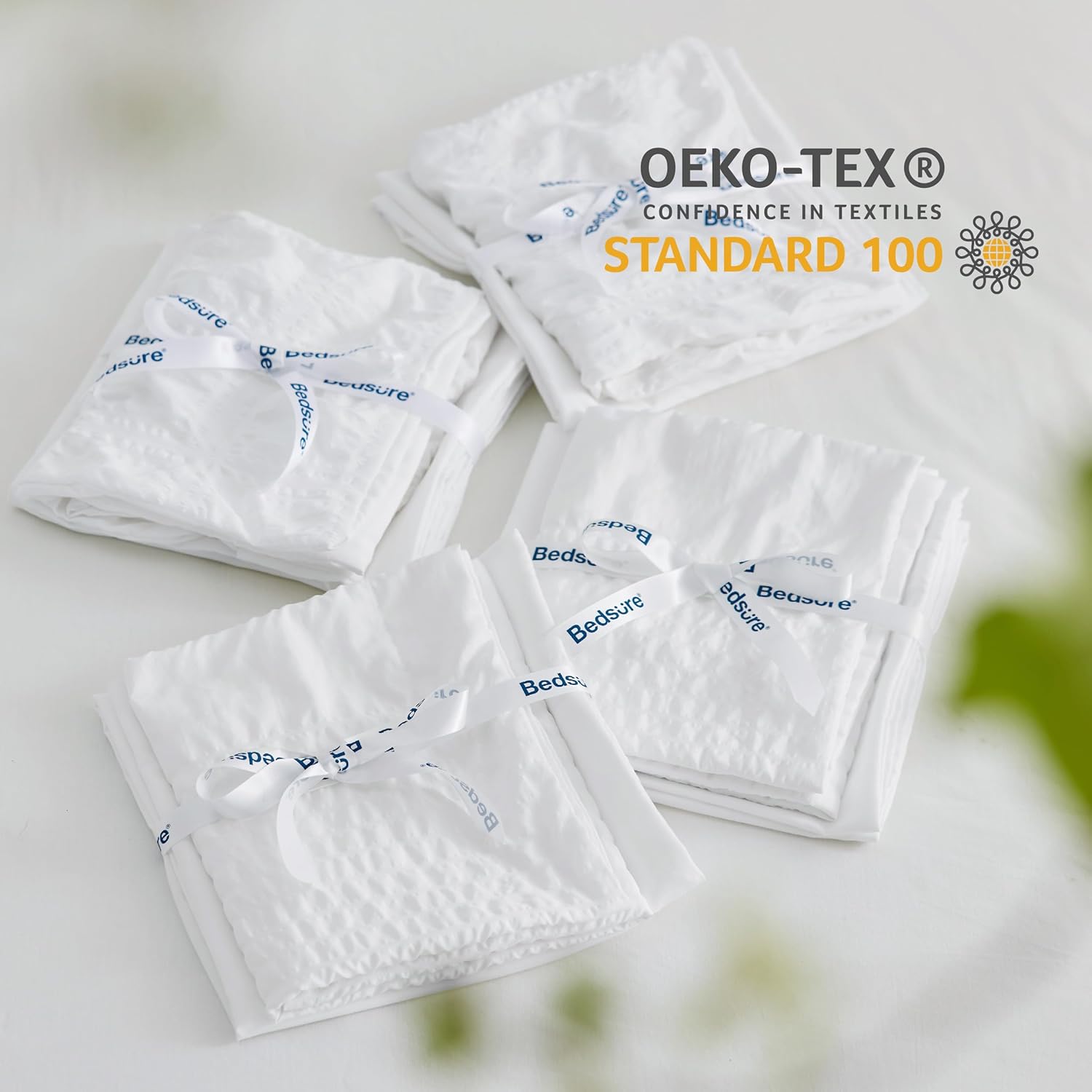 Bedsure Bed in a Bag – Juego de edredón de tamaño matrimonial de 7 piezas a rayas, edredón alternativo de plumón suave y ligero, juego de cama
