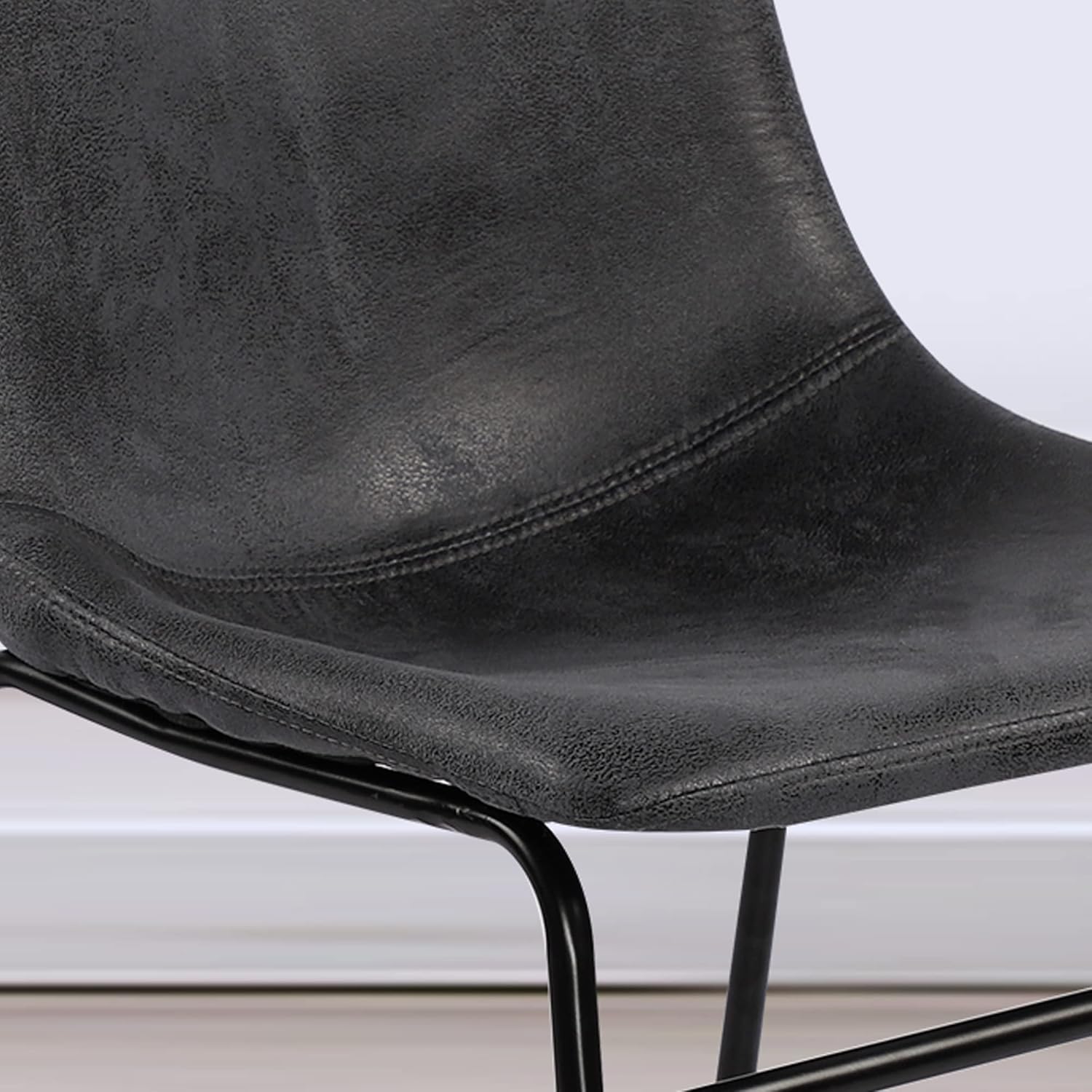 GOTMINSI Silla de comedor estilo mediados de siglo, sillas de bar sin brazos retro antiguas con asiento de piel sintética y base de metal, juego de