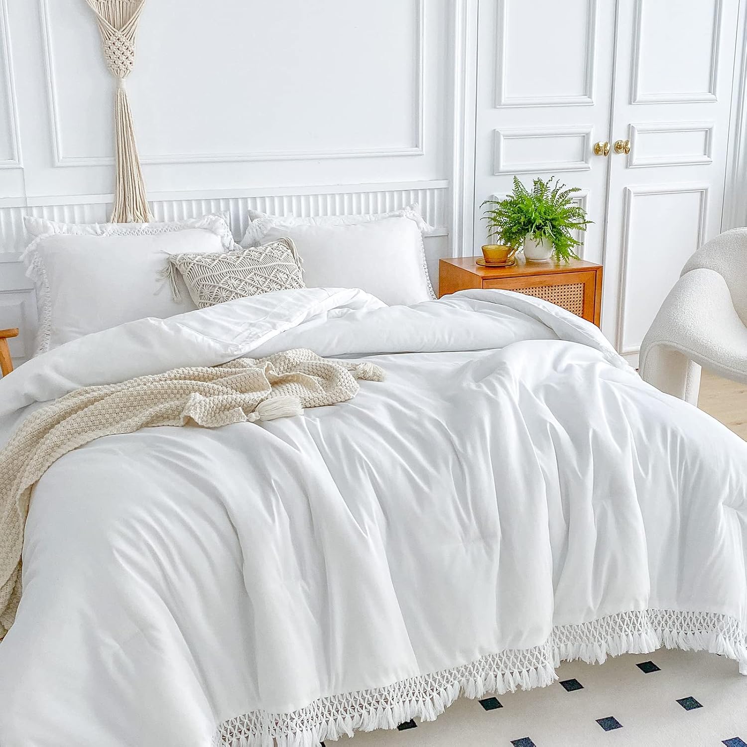 Juego de edredón con borlas blancas, tamaño Queen de 90 x 90 pulgadas, 3 piezas con flecos rosados, juego de ropa de cama bohemio de microfibra