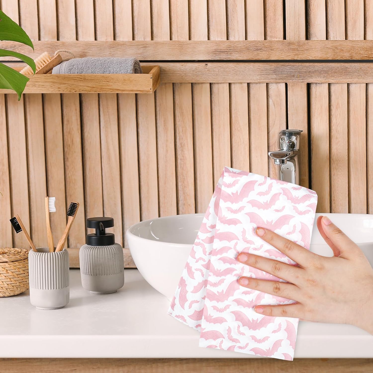 AnyDesign Paquete de 100 servilletas de 3 capas desechables de papel de murciélago rosa para Halloween, servilletas de mano para fiesta de