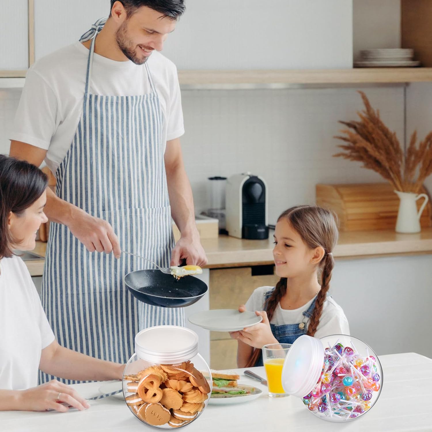 Umigy 2 juegos de tarros de plástico para dulces con tapa para bufé de dulces con mini cuchara de cocina de plástico acrílico de 42 onzas,
