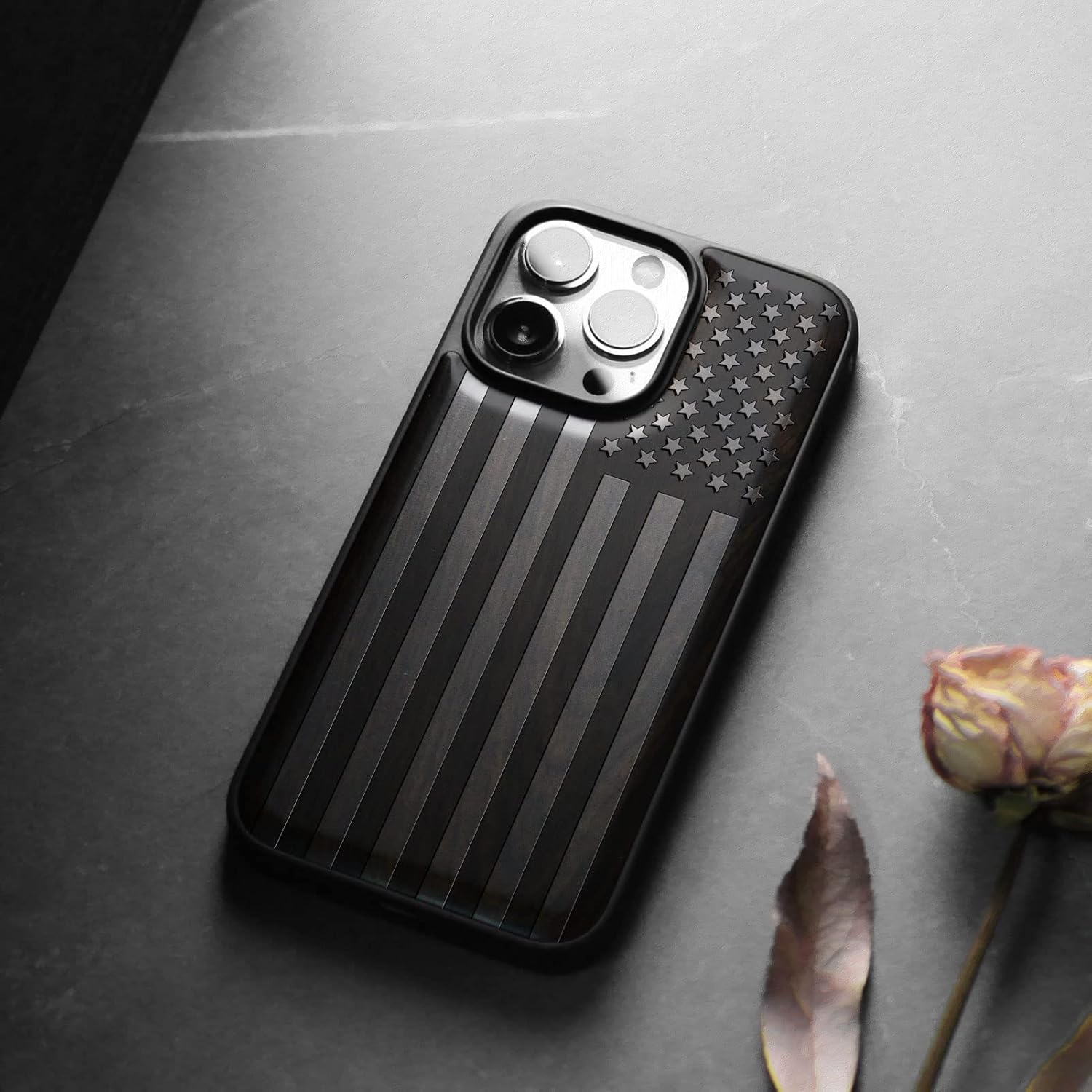 Carveit Funda magnética de madera para iPhone 13 Pro madera real dura y TPU suave a prueba de golpes, funda protectora híbrida única y elegante de