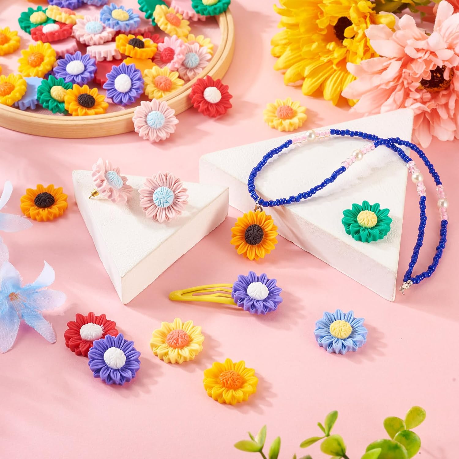 Resin Sunflower Cabochons Flower Daisy Flatback Charms Orange Flower Embellishment for Phone Case Shoe Hairpin Sunglasses Headwear Scrapbooking