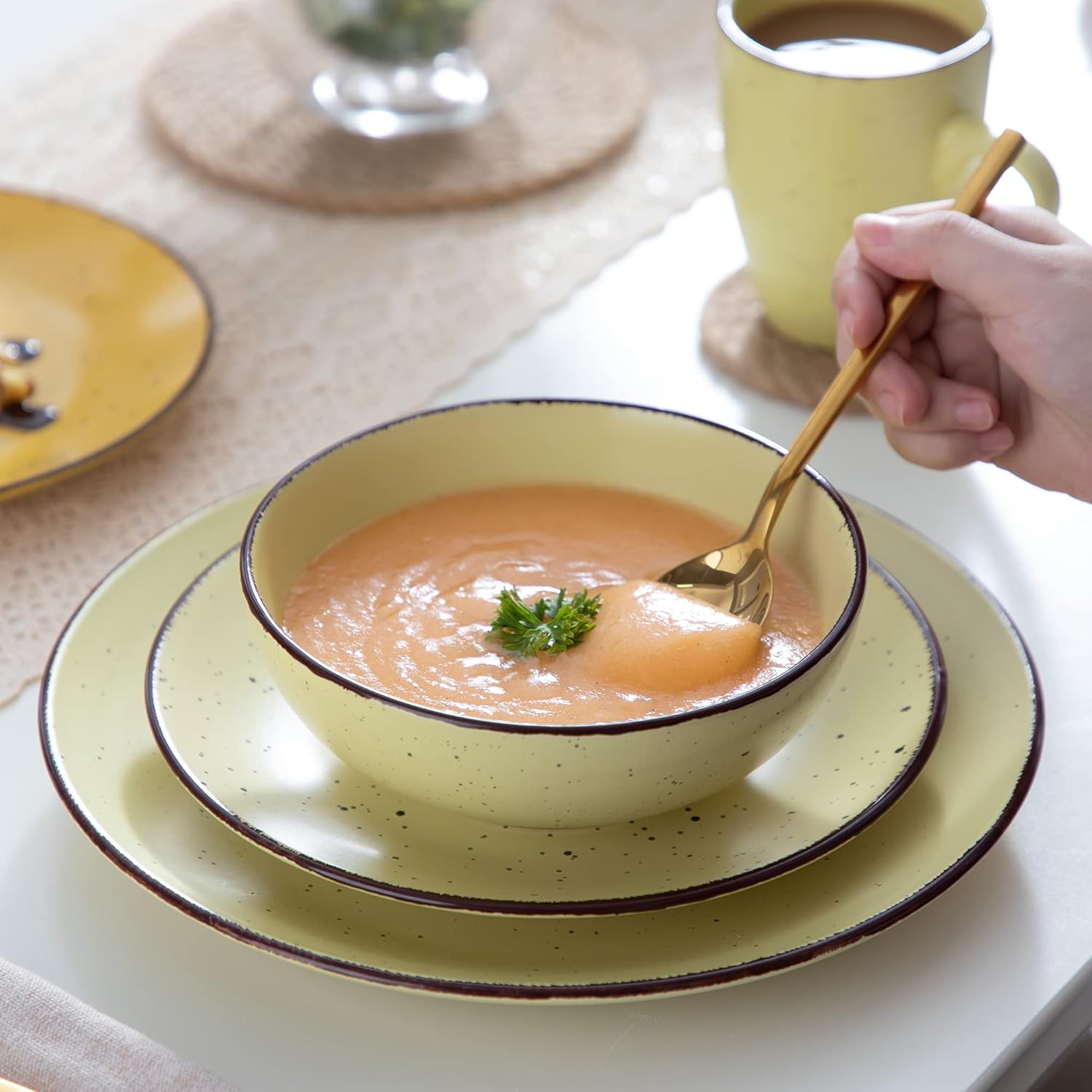 vancasso Moda – Juego de vajilla mate color crema, vajilla de cerámica de 32 piezas con plato de cena de 11 pulgadas, plato de postre de 8 pulgadas,