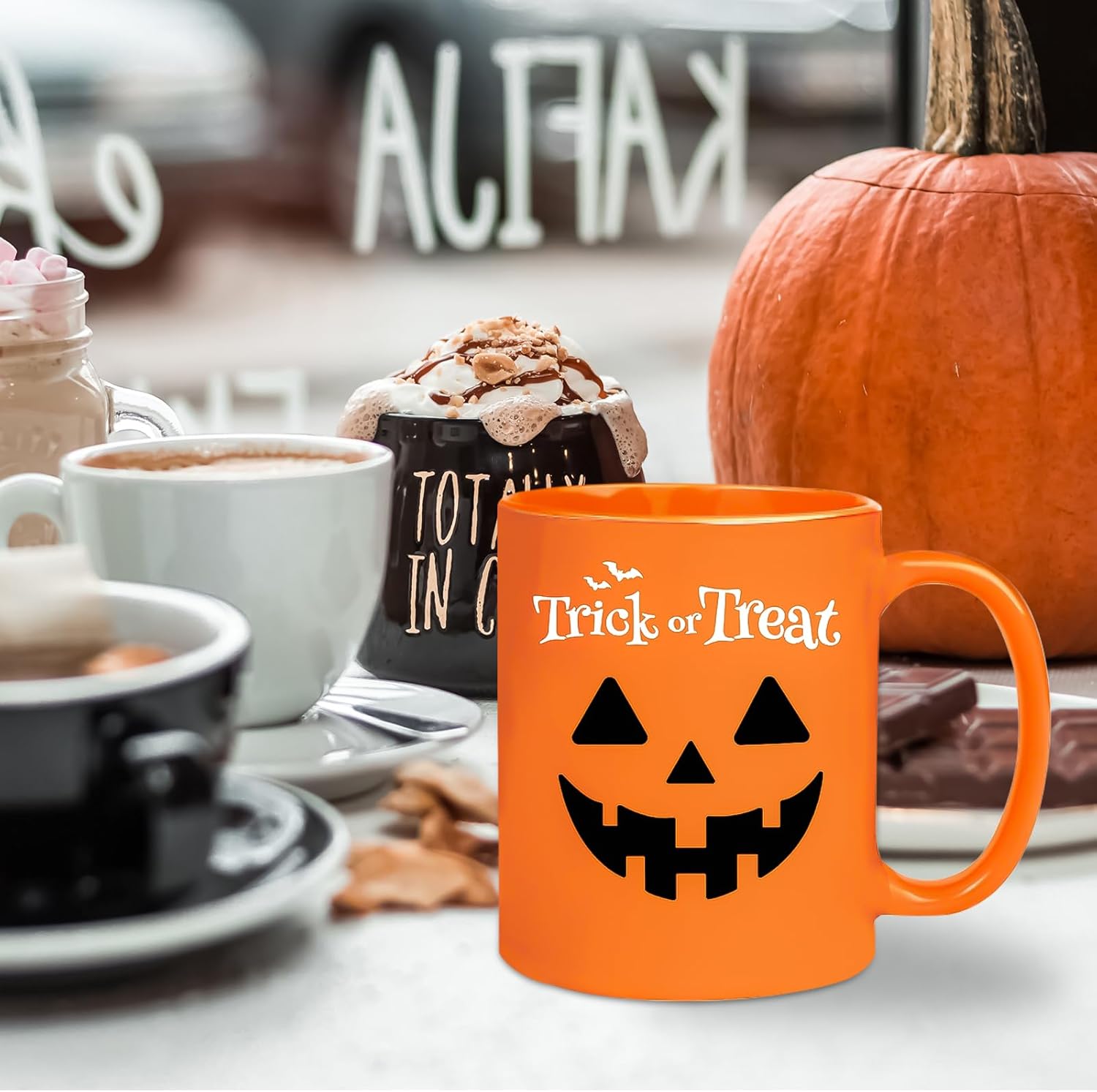 Whaline Juego de 2 tazas de Halloween de 12 onzas con diseño de calabaza, tazas de café de cerámica para el hogar, escuela, oficina, centros de