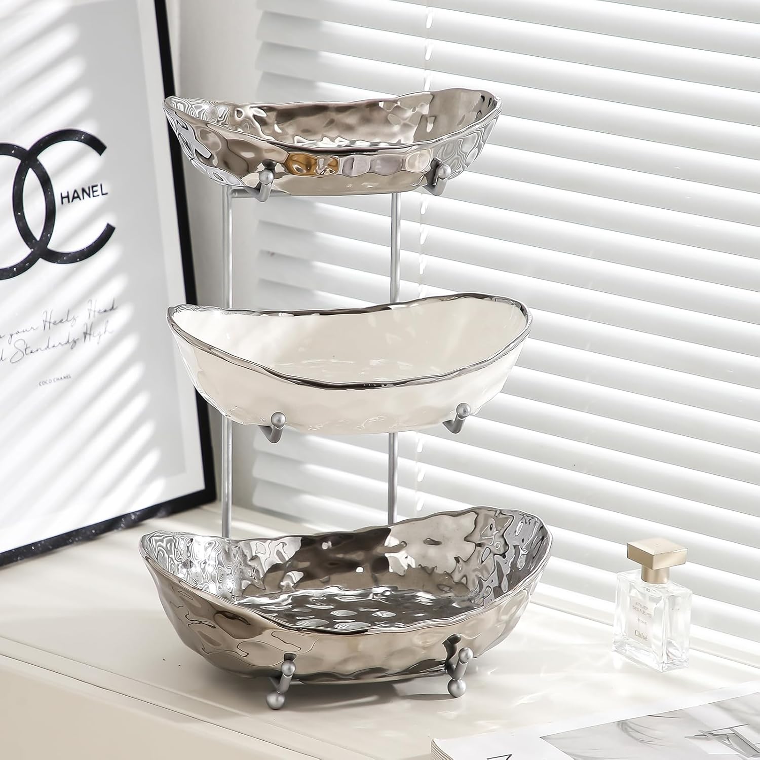 Frutero para encimera de cocina, cuencos de cerámica de 3 niveles con soporte de metal, cesta de frutas escalonada para almacenamiento de frutas y