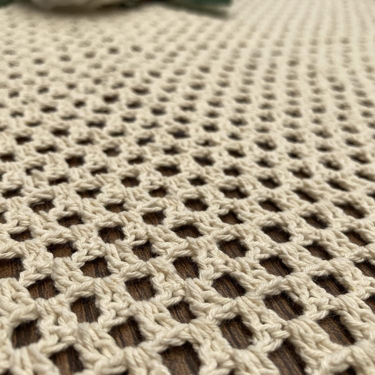 Mantel pequeño de algodón de ganchillo beige para mesa, protector rectangular para mesita de noche, cómoda para dormitorio, 12 x 17 pulgadas