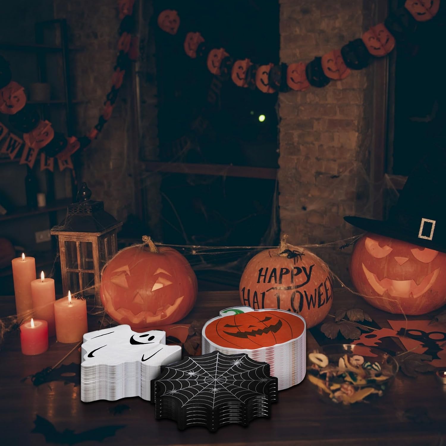 Honoson 120 servilletas de fiesta de Halloween de 13 x 13 pulgadas, servilletas de papel de fantasma blanco de 3 capas de calabaza de Halloween,
