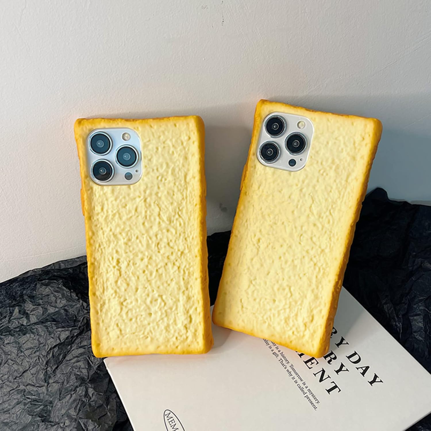 Linda funda de teléfono con diseño de comida para iPhone 11, divertida simulación de pan tostado, desayuno, cuatro esquinas, protección gruesa de
