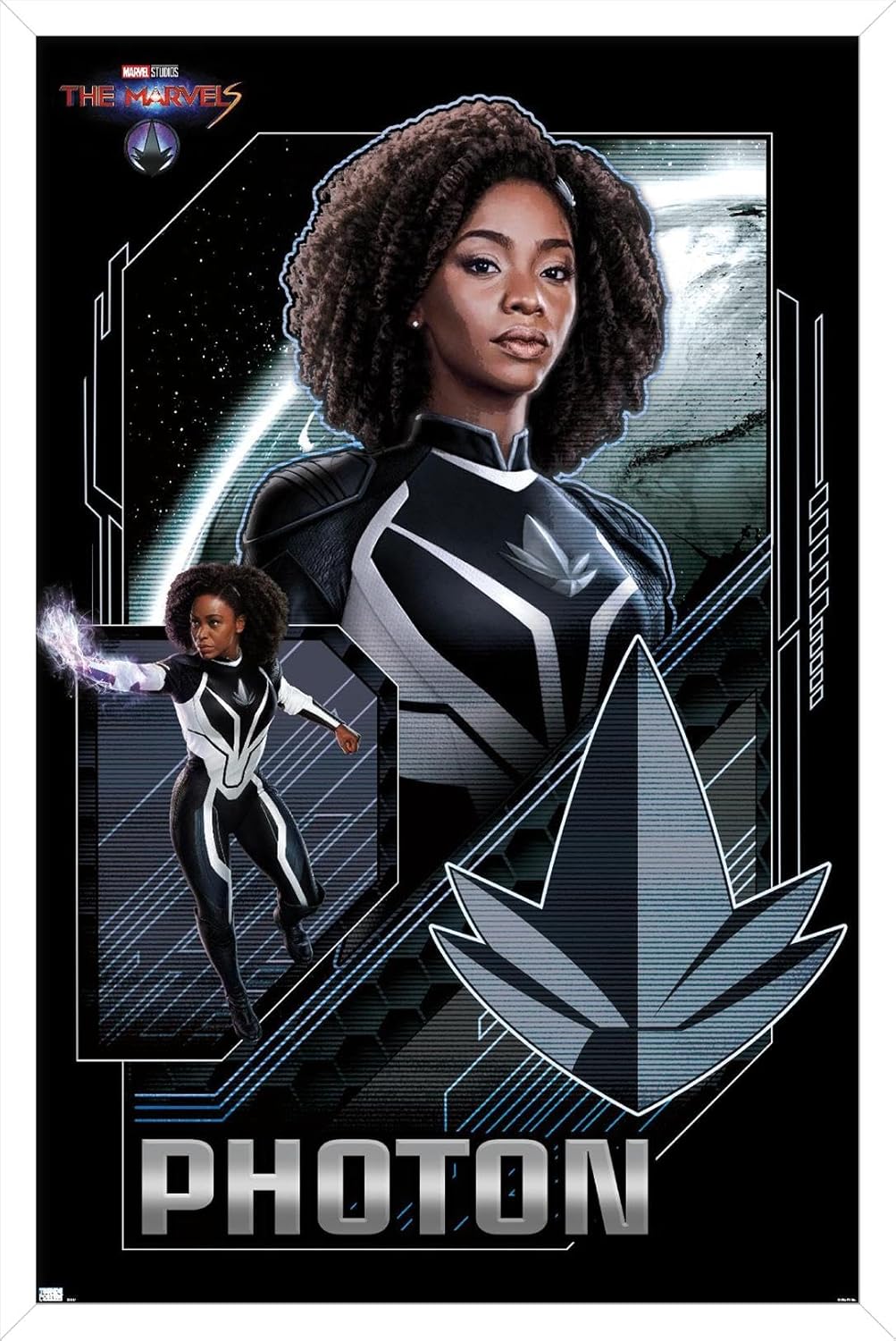 Trends International Marvel The Marvels – Póster de pared con fotón, 22.37 x 34.00 pulgadas, versión enmarcada en blanco