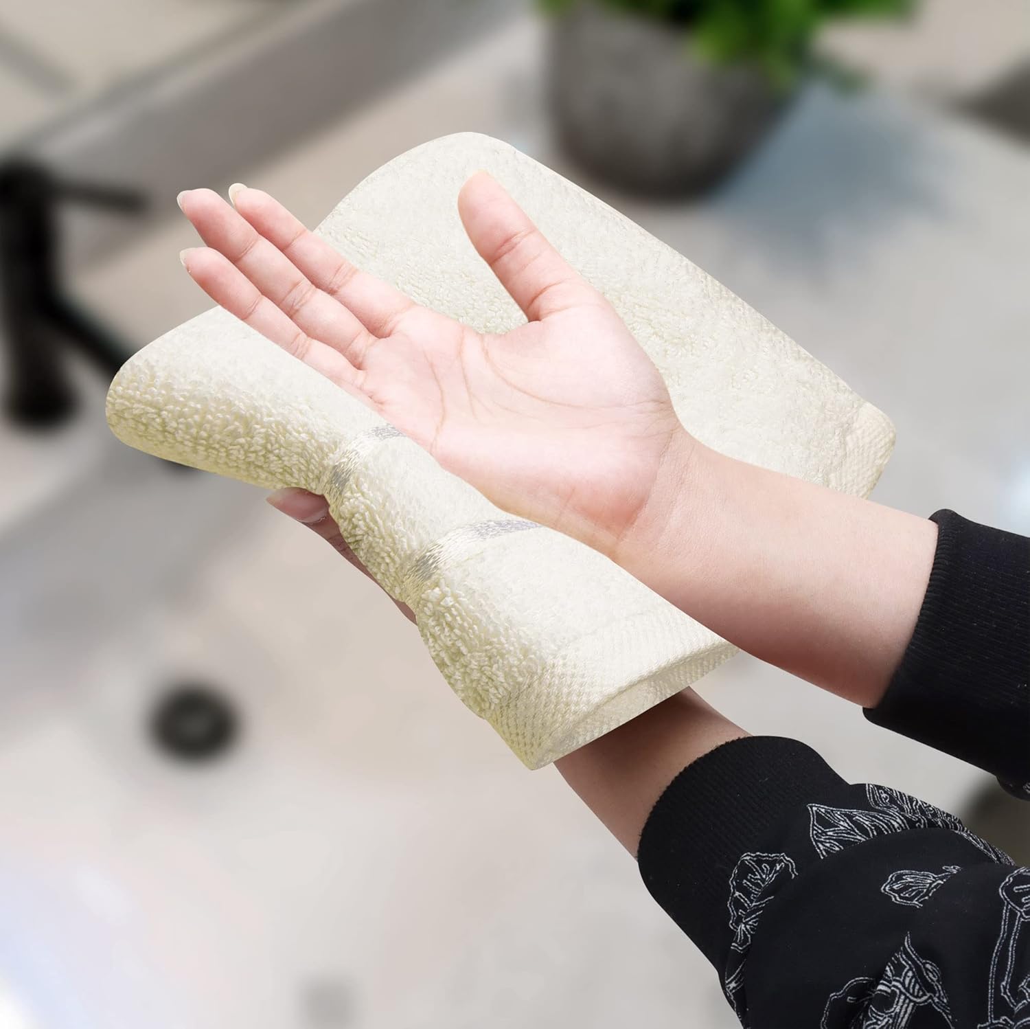 Utopia Towels – Juego de 12 paños de viscosa de lujo (12 x 12 pulgadas), 100% algodón hilado en anillo, altamente absorbentes y suaves al tacto,
