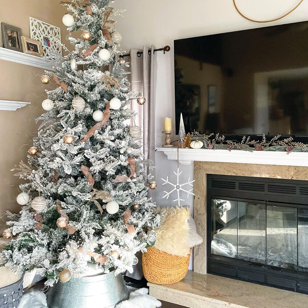 Fraser Hill Farm – Árbol de Navidad aterciopelado de 6.5 pies, previamente iluminado, pino de navidad nevado, luces LED transparentes, FFMP065-5SN