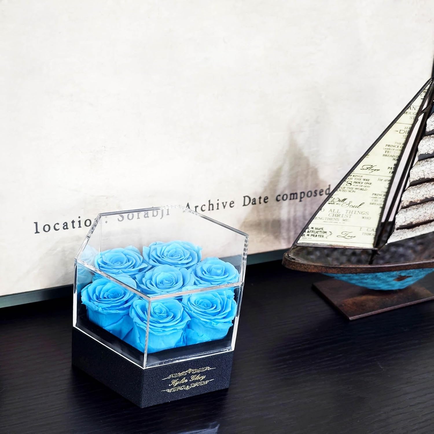 Kylin Glory Rosas preservadas con cubierta acrílica hexagonal, 7 piezas Forever Flowers, frescura visible, perfectas para regalos del día de la