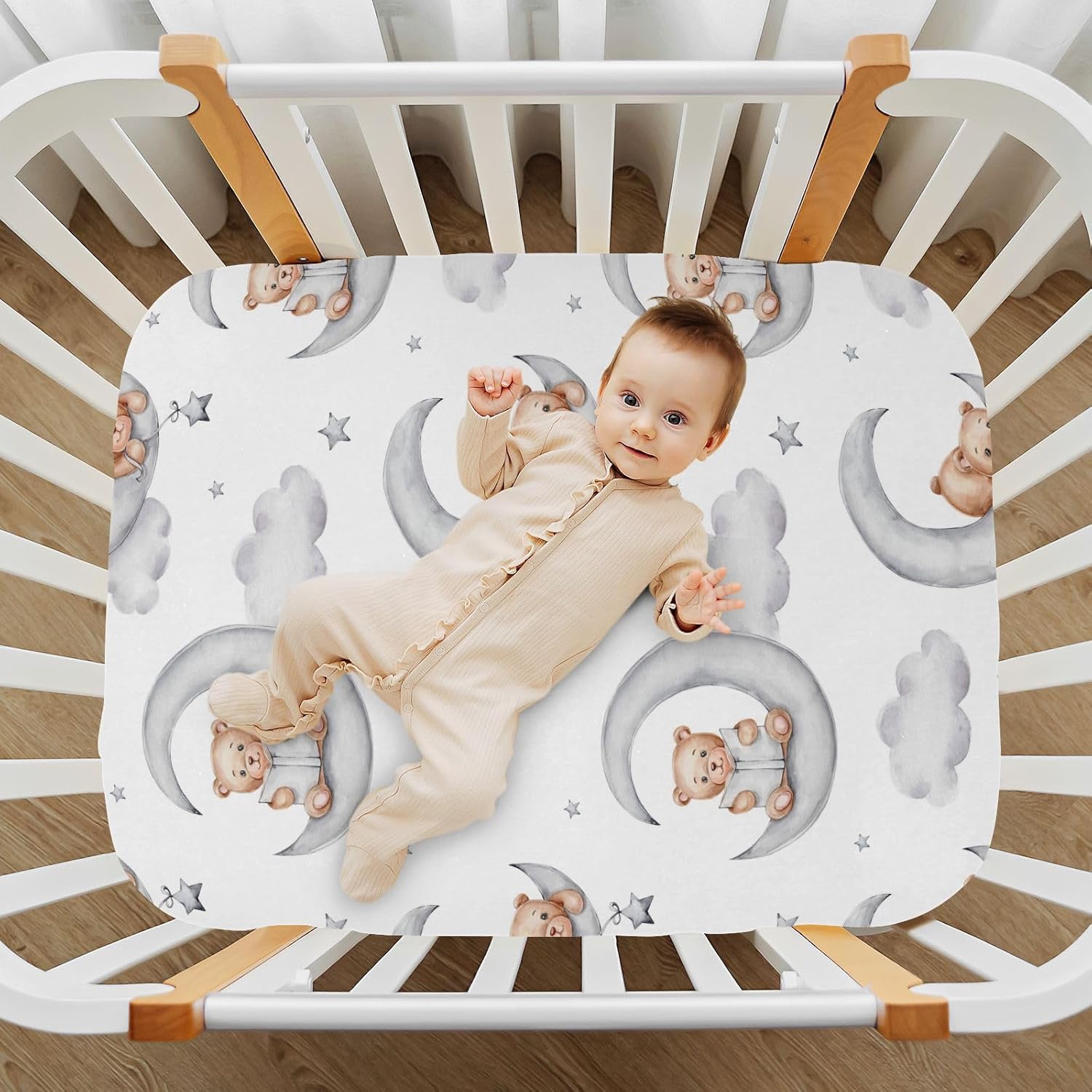 Sábana bajera ajustable para cuna para niños y niñas, diseño de osos kawaii con luna, nubes grises, estrellas, acuarela, para cuna para niños