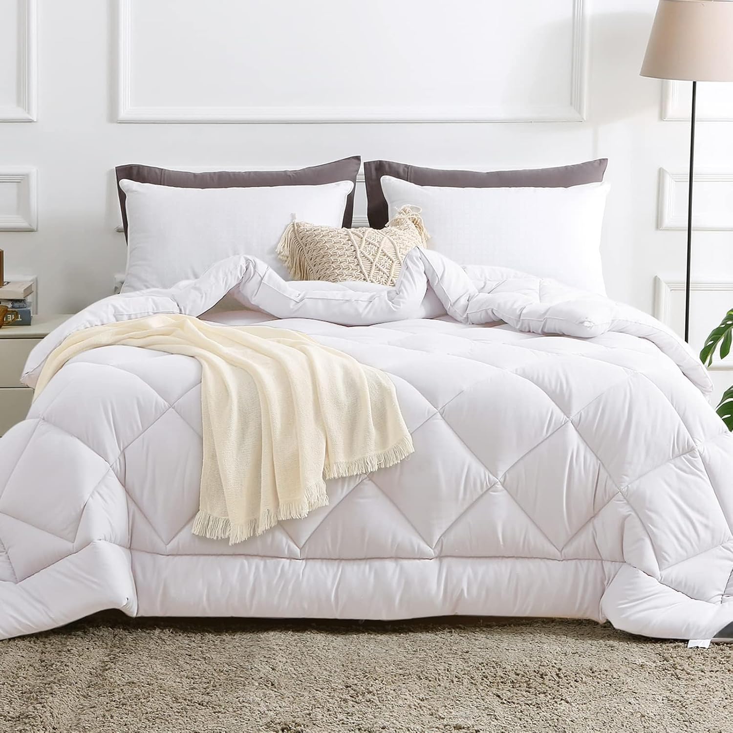 JOLLYVOGUE Edredón tamaño Queen, edredón acolchado blanco con pestañas en las esquinas, edredón reversible alternativo de plumón para todas las