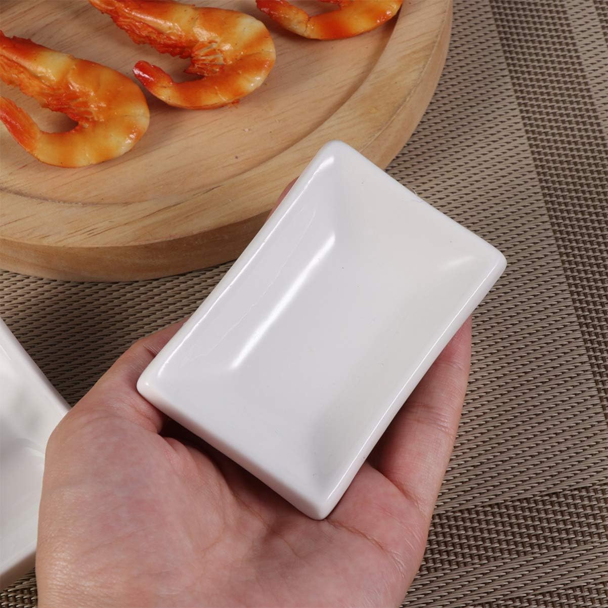 Hemoton Bandeja cuadrada para servir, 4 platos de salsa de cerámica blanca, cuencos de inmersión, platos de condimentos, platos de sushi, platos de