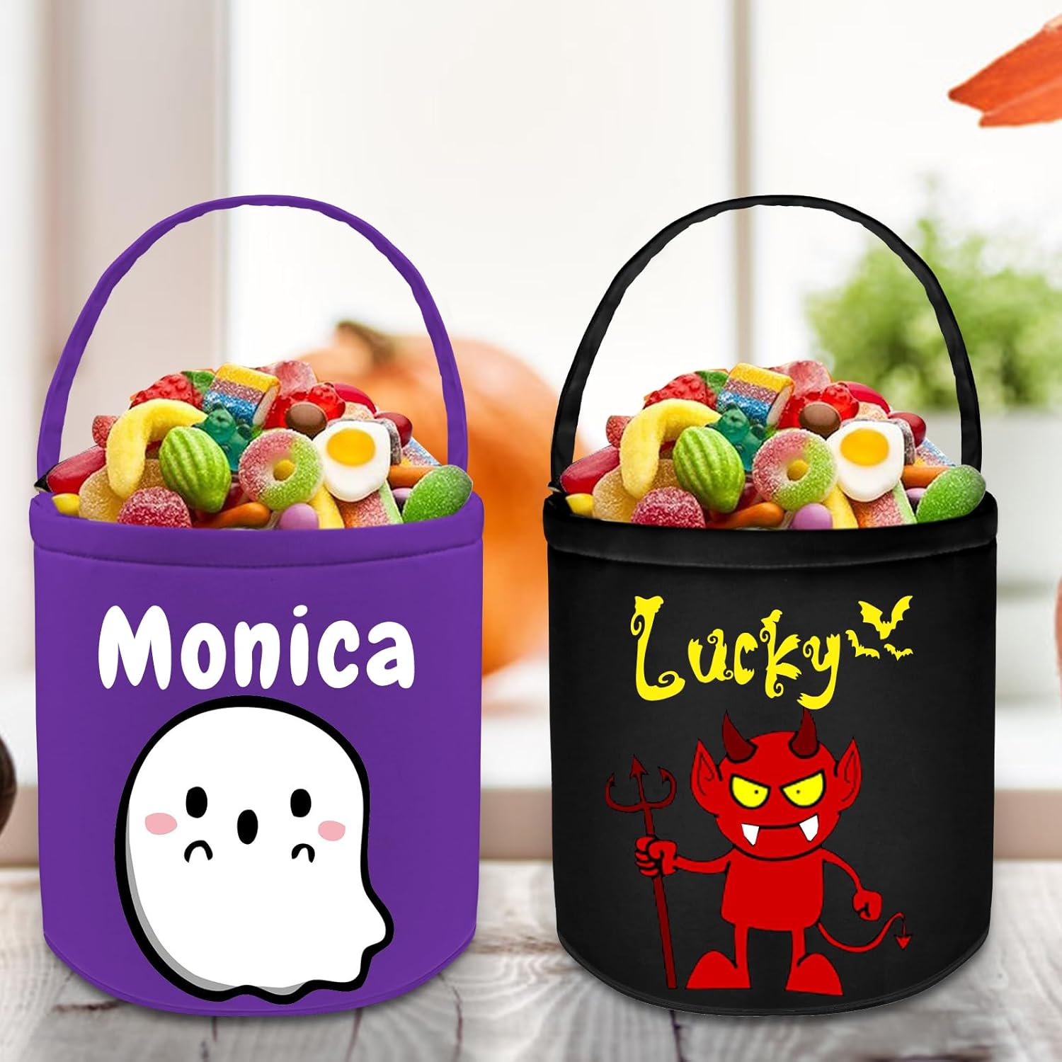 Cubo personalizado de Halloween con nombre, cesta de dulce o truco de Halloween, regalo personalizado para niños y niñas, color negro