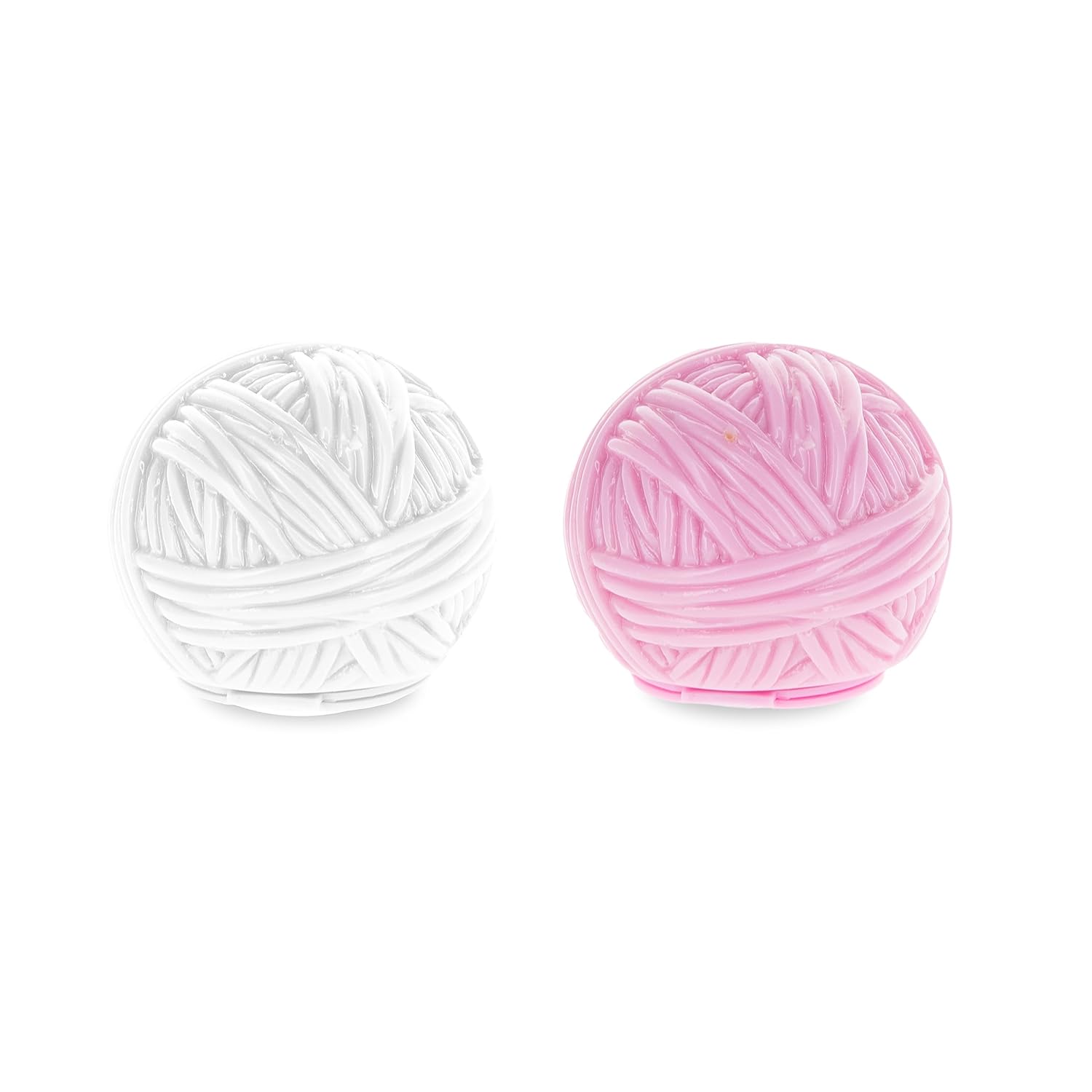 MAD BEAUTY Disney Marie Ball of Wool Lip Balm Duo hidrata e hidrata para labios suaves y frescos, gran regalo, adorable, fresa y vainilla