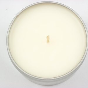 Vela perfumada de pan recién horneado 8 oz Vela perfumada de pan recién horneado 8 oz