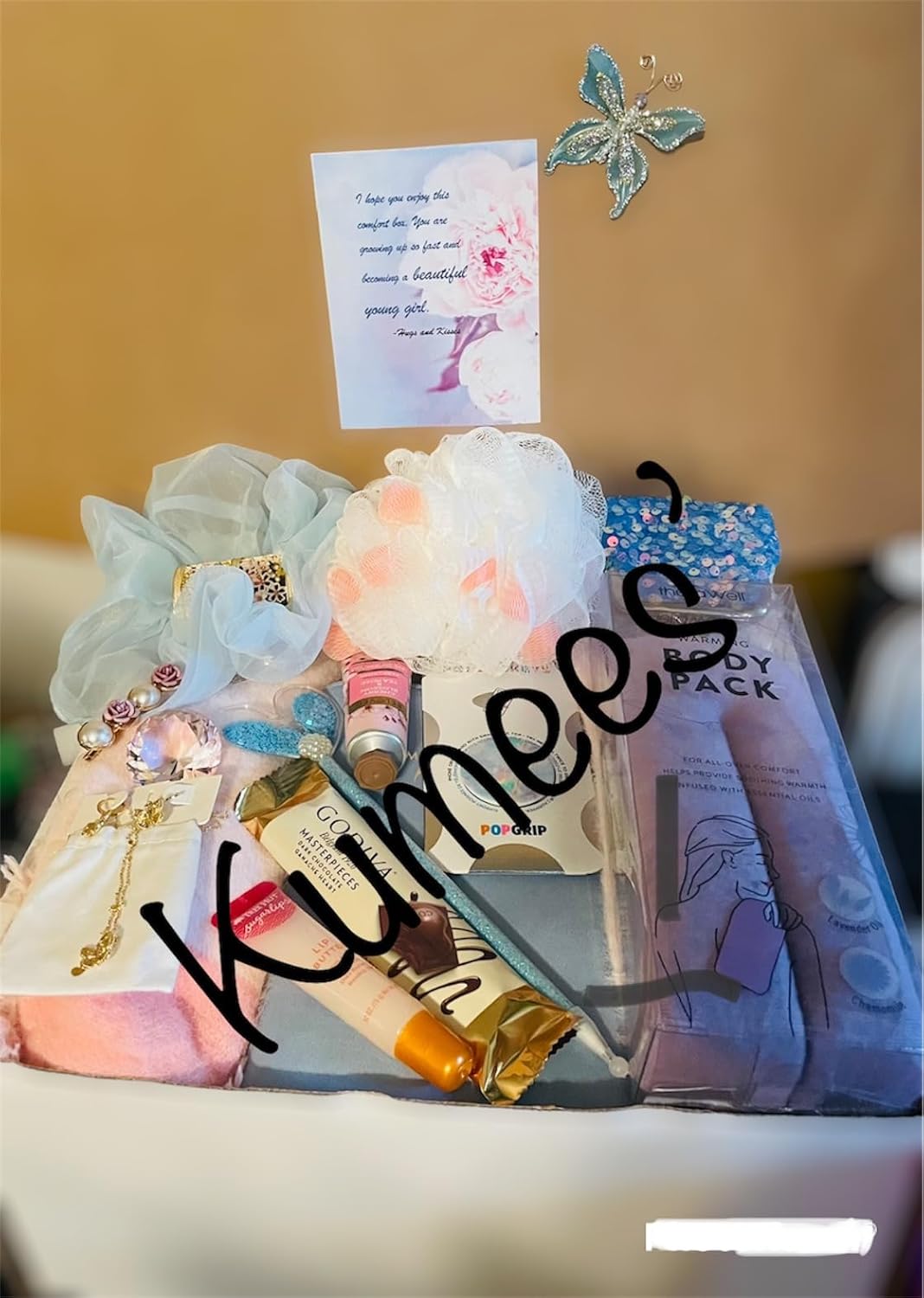 KUMEES – Kit cómodo para el período preadolescente para adolescentes y adolescentes con bolsa para llevar, manta calmanta, calambres y fríos,