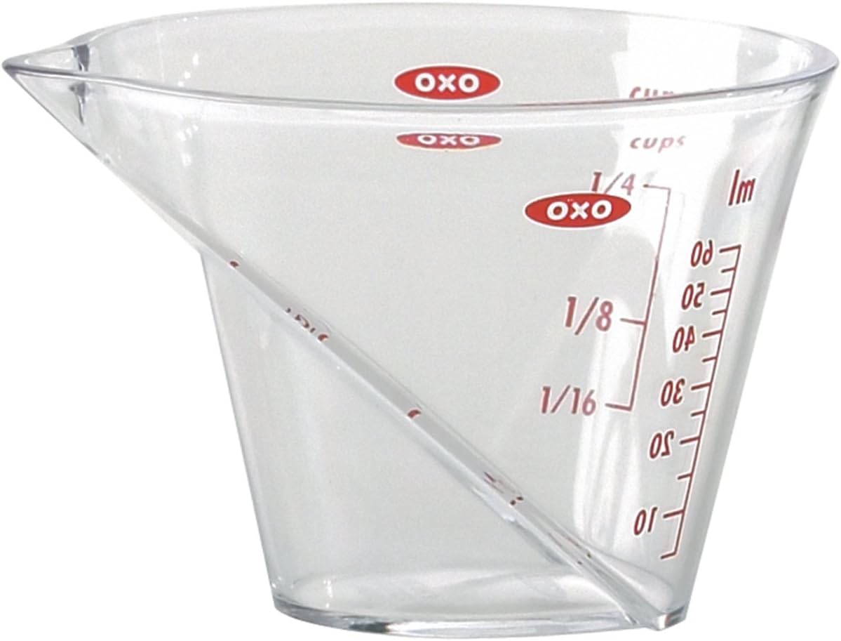 OXO Good Grips – Juego de tazas medidoras en ángulo de 3 piezas y mini taza medidora en ángulo Good Grips