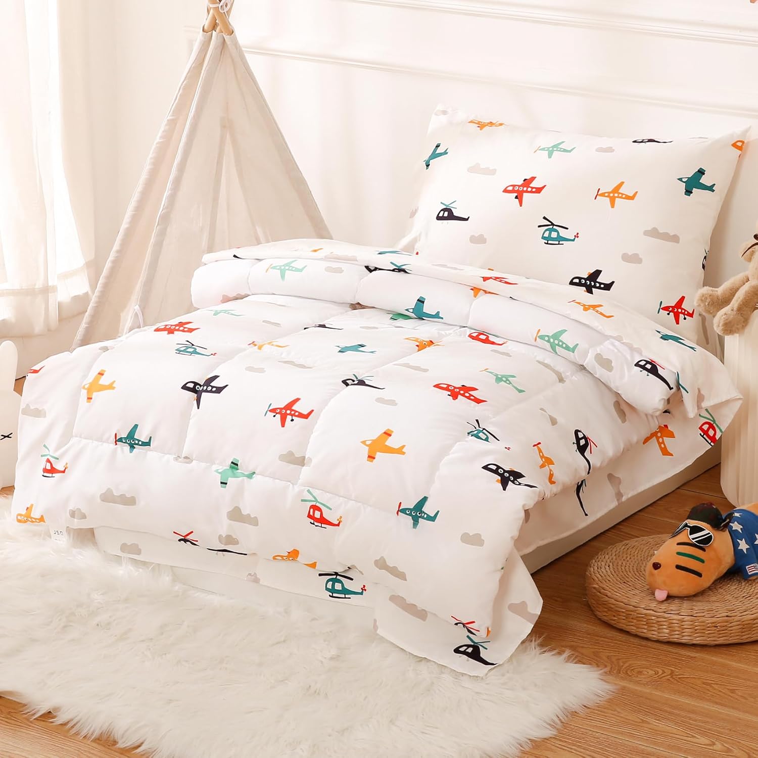 JSD Juego de ropa de cama de 4 piezas con diseño de avión para niños y niñas, incluye sábana encimera, sábana bajera, edredón acolchado y funda de