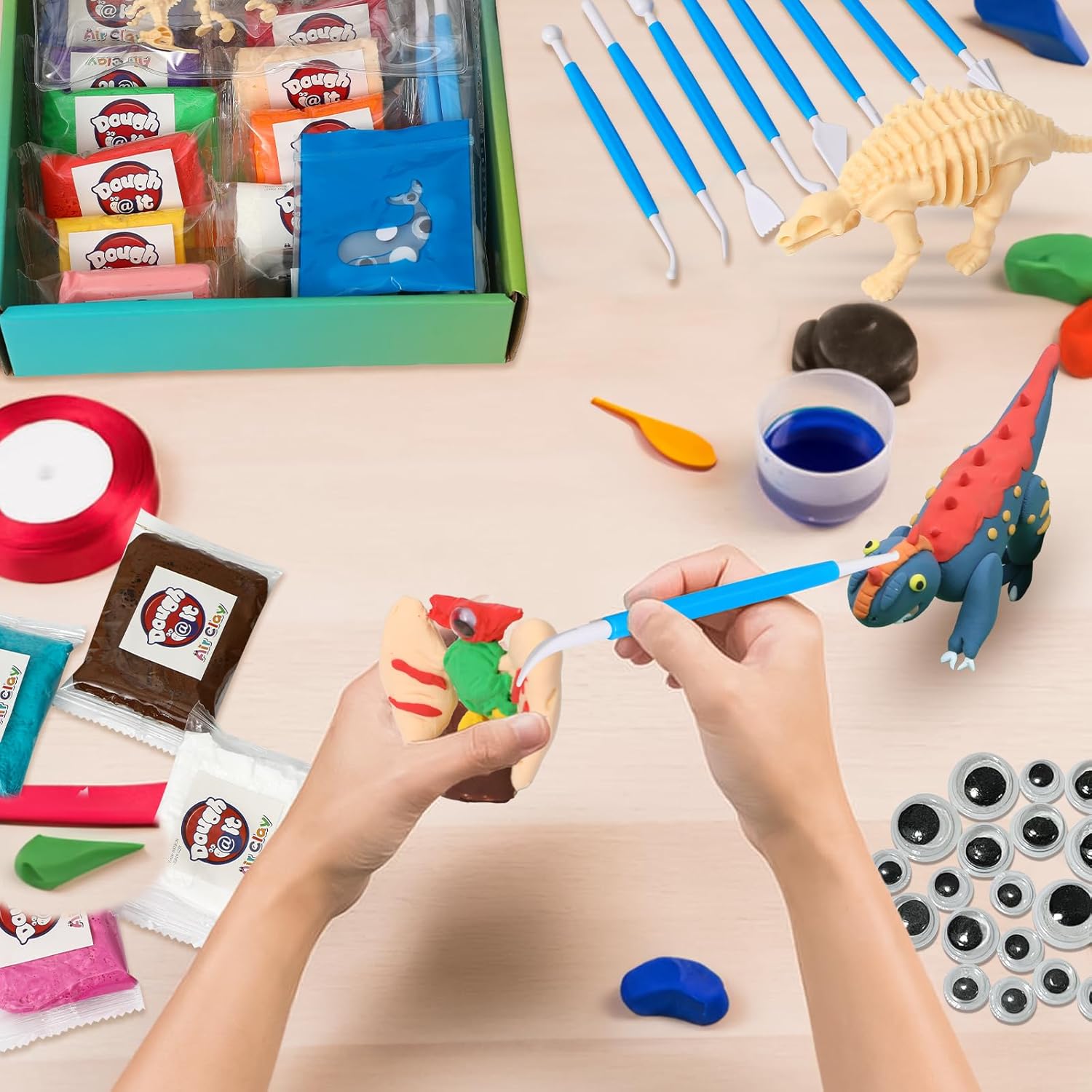 Sense&Play Kit de manualidades de dinosaurio de arcilla seca al aire para niños, crea con 6 esqueletos de dinosaurio, juguete educativo STEM – Juego