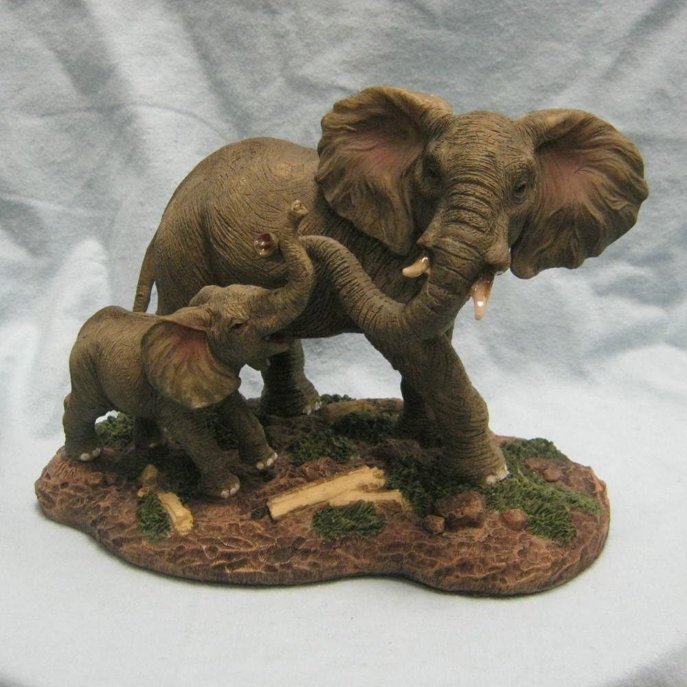 StealStreet SS-G-54137 – Figura de elefante gris para madre y niño jugando con troncos, 6.5 pulgadas