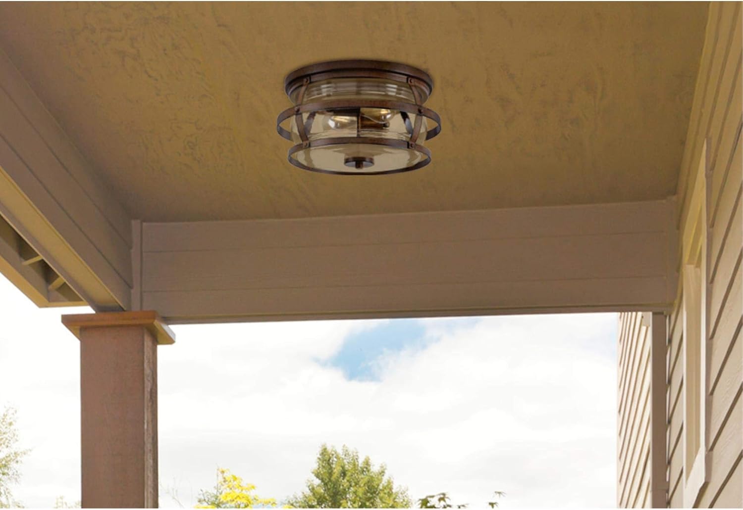 Westinghouse Lighting 6112600 Weatherby – Lámpara de techo empotrada con dos luces para exteriores, 14 pulgadas, acabado de madera de granero,