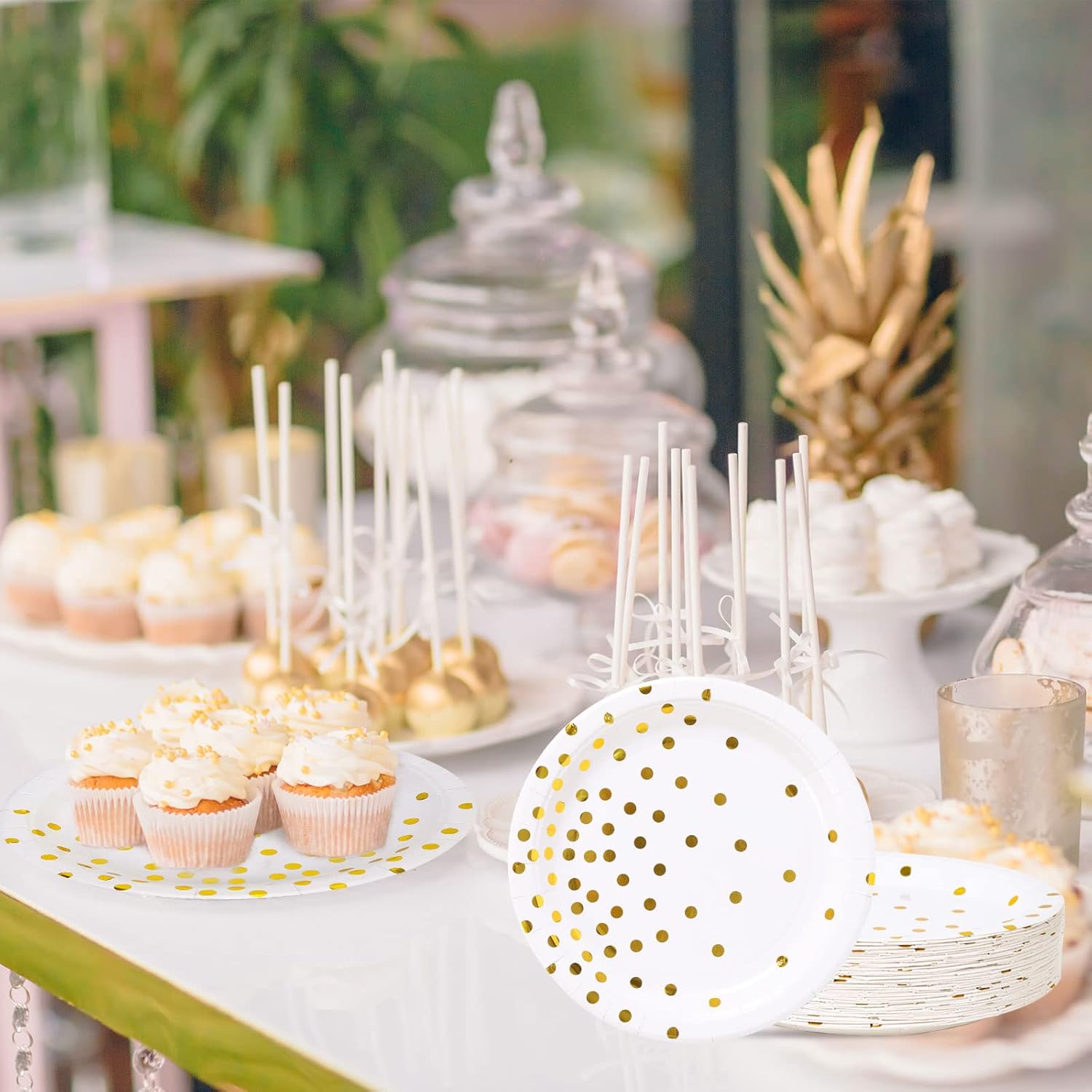 Suministros de fiesta blancos y dorados, platos de postre de papel de punto dorado (50 unidades)