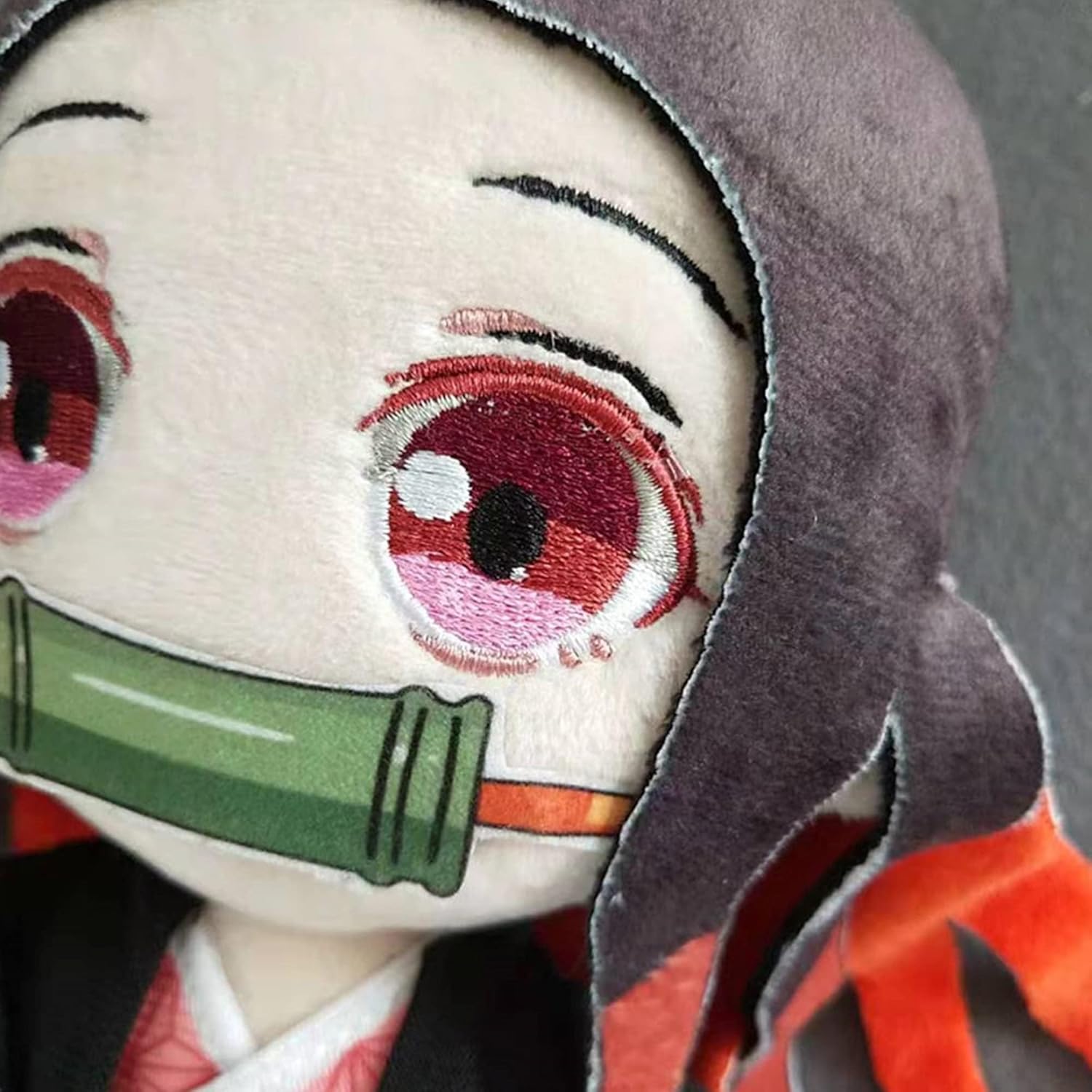 IUTOYYE Juguete de peluche de anime de dibujos animados suave de peluche suave para decoración del hogar, almohada regalo de cumpleaños para niños