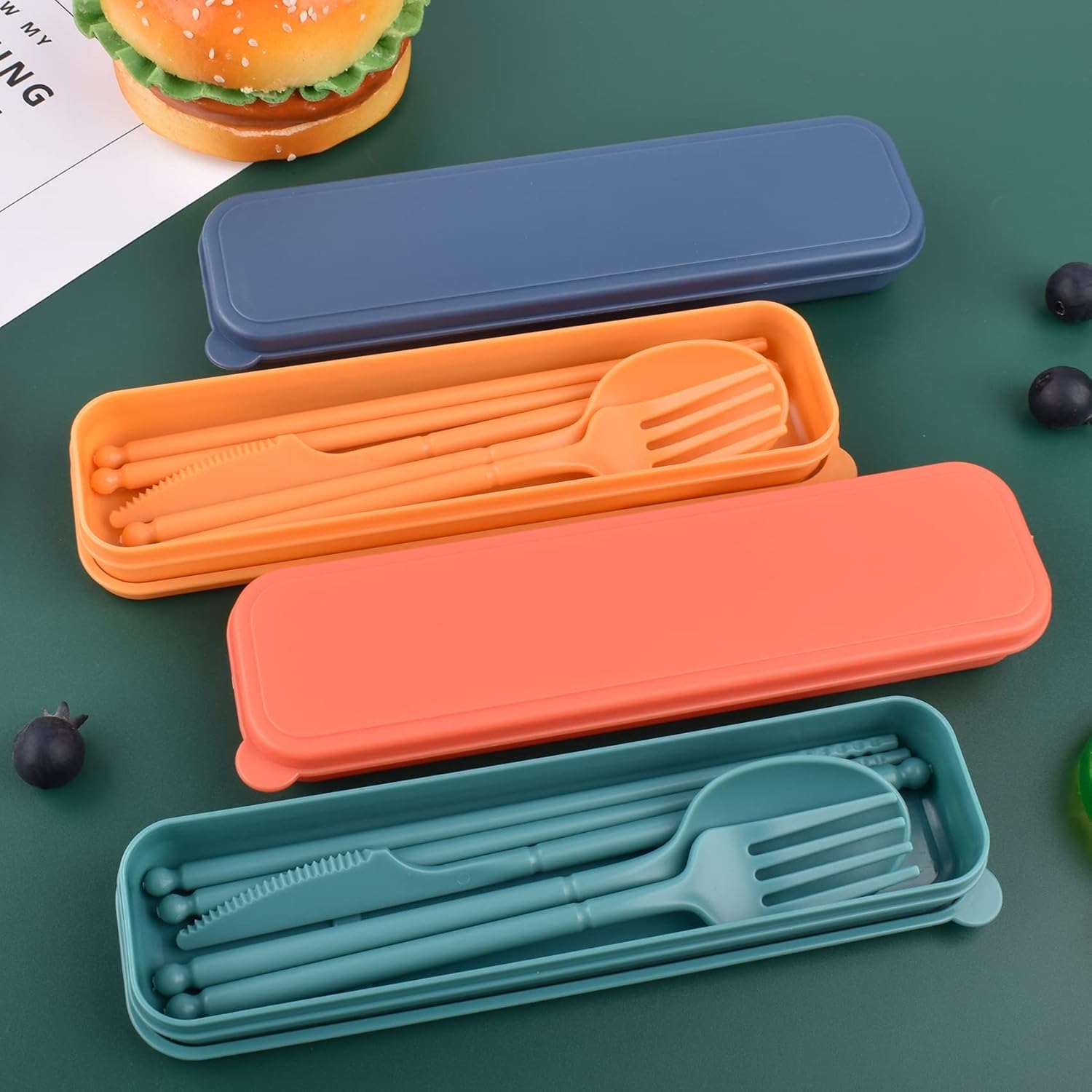 Juego de utensilios reutilizables con estuche, 4 juegos de cucharas y tenedores de plástico, juego de utensilios de plástico para camping, juego de