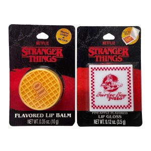 Stranger Things Juego de 2 bálsamos labiales con sabor moldeado y brillo labial Stranger Things Juego de 2 bálsamos labiales con sabor moldeado y brillo labial