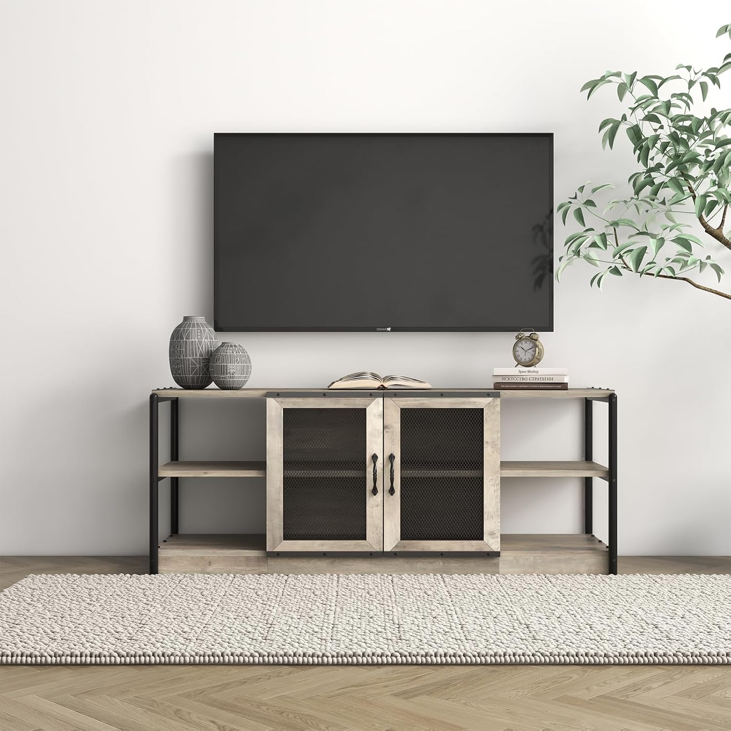 Soporte de TV para TV de más de 65 pulgadas, centro de entretenimiento con almacenamiento, soporte de TV de granja con puerta de malla, mesa de