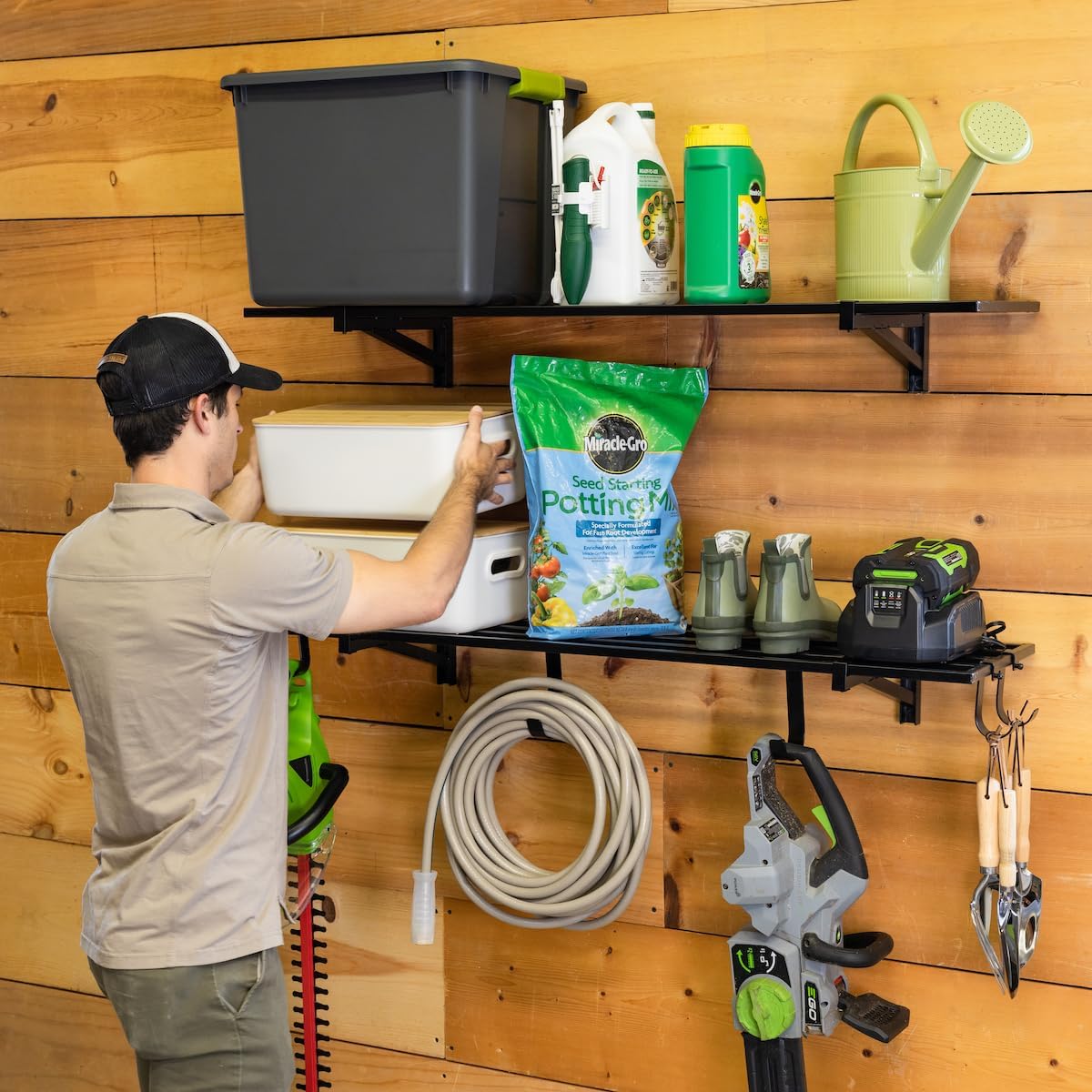 StoreYourBoard Paquete de 2 estantes de pared de garaje resistentes, estante de almacenamiento de pared de 1 x 4 pies con ganchos, soporta 200