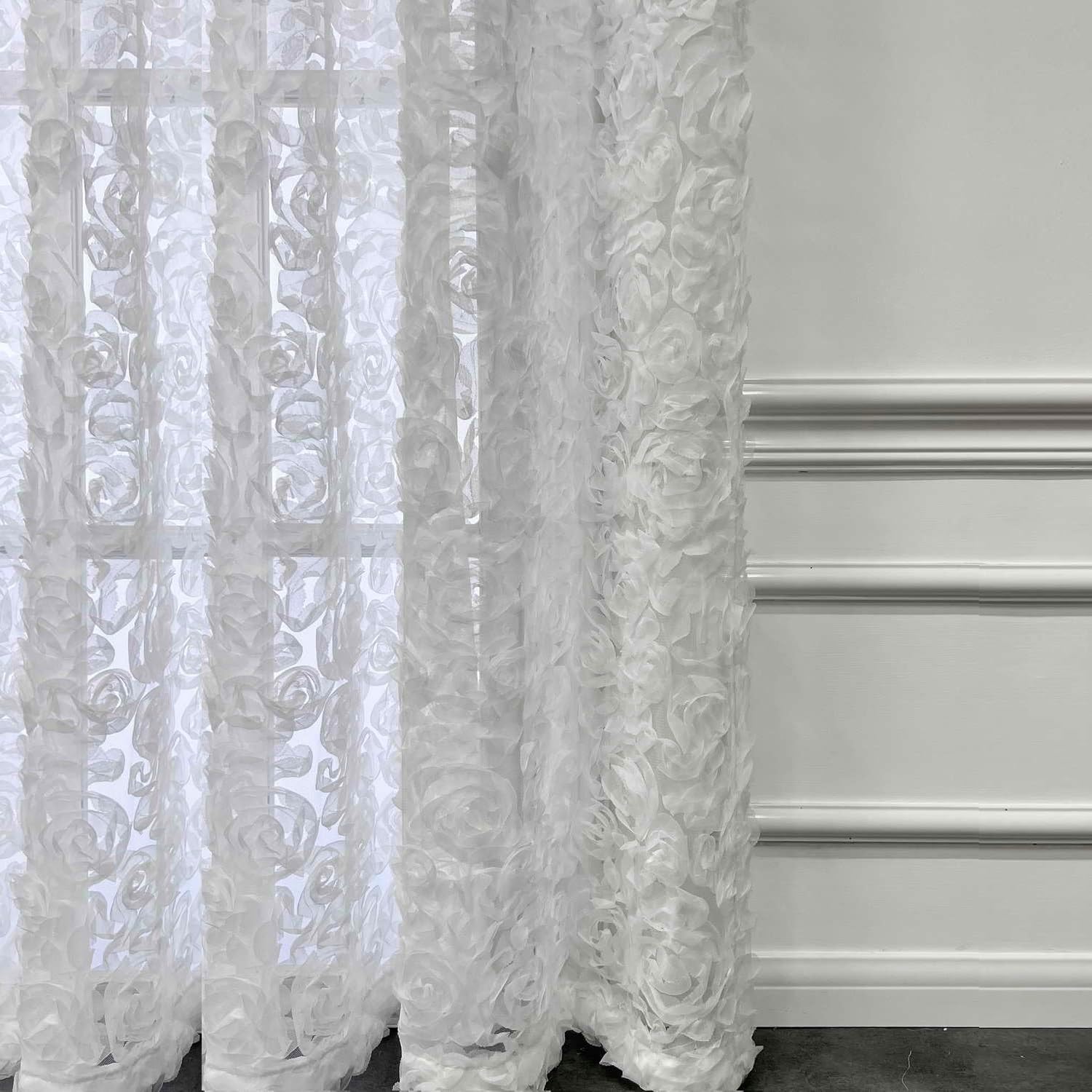2 paneles de cortinas 3D coreanas blancas con rosas blancas bordadas de tul floral para sala de estar, dormitorio, cortinas de 55 x 108 pulgadas