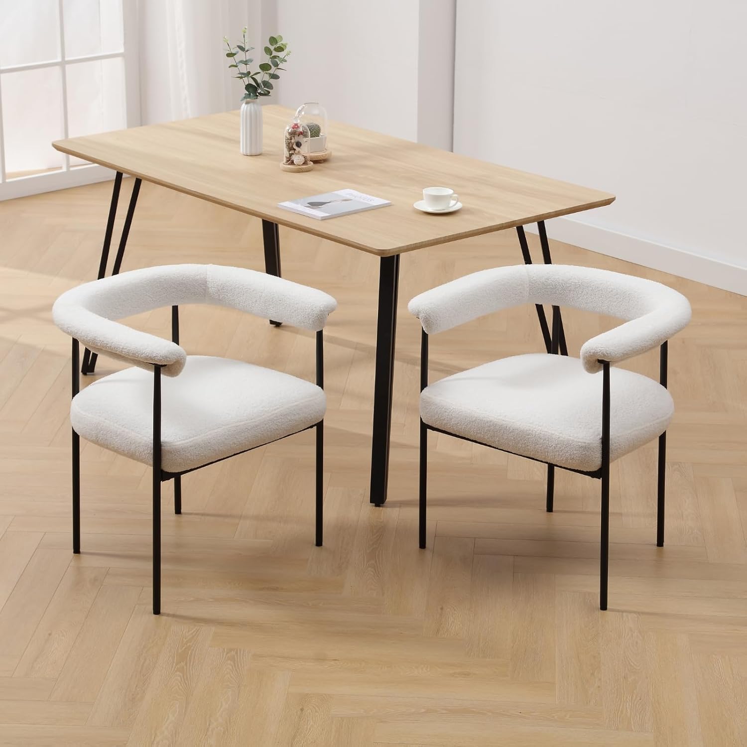 LukeAlon Juego de 2 sillas de comedor Sherpa, sillas de cocina tapizadas con respaldo abierto con patas de metal negro, respaldo curvado, sillas de